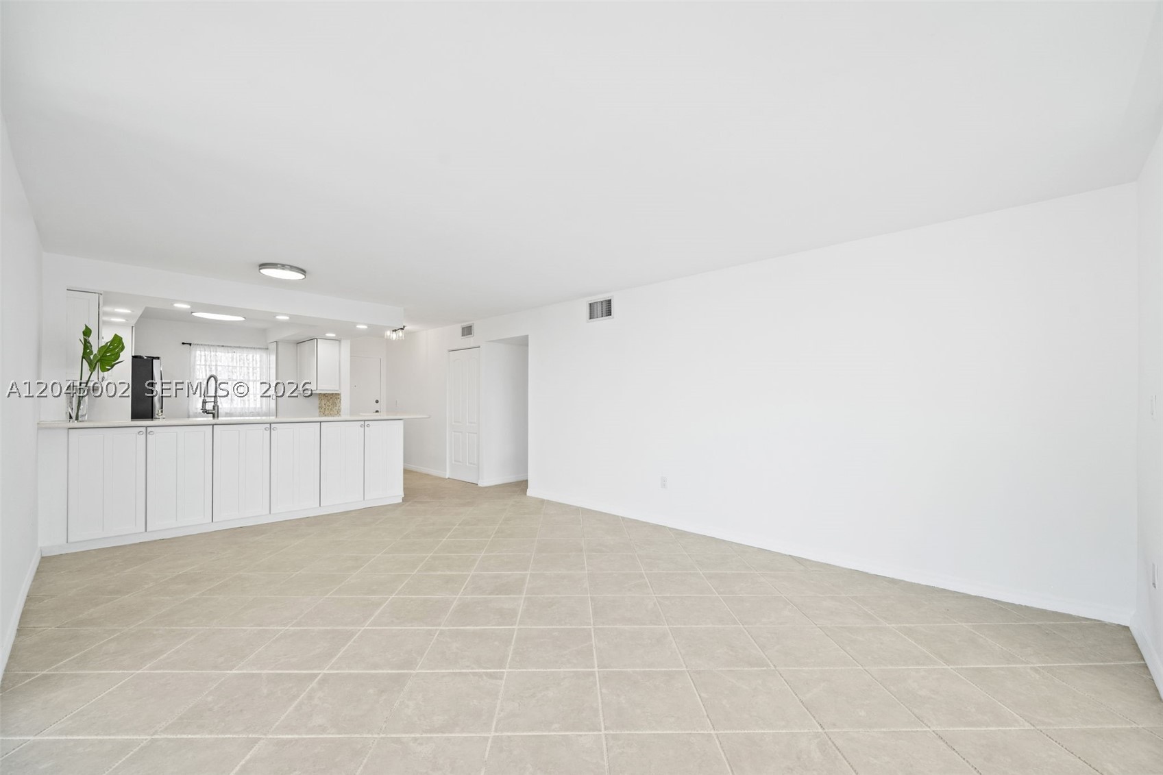 EDEN POINT SOUTH CONDO - Residential