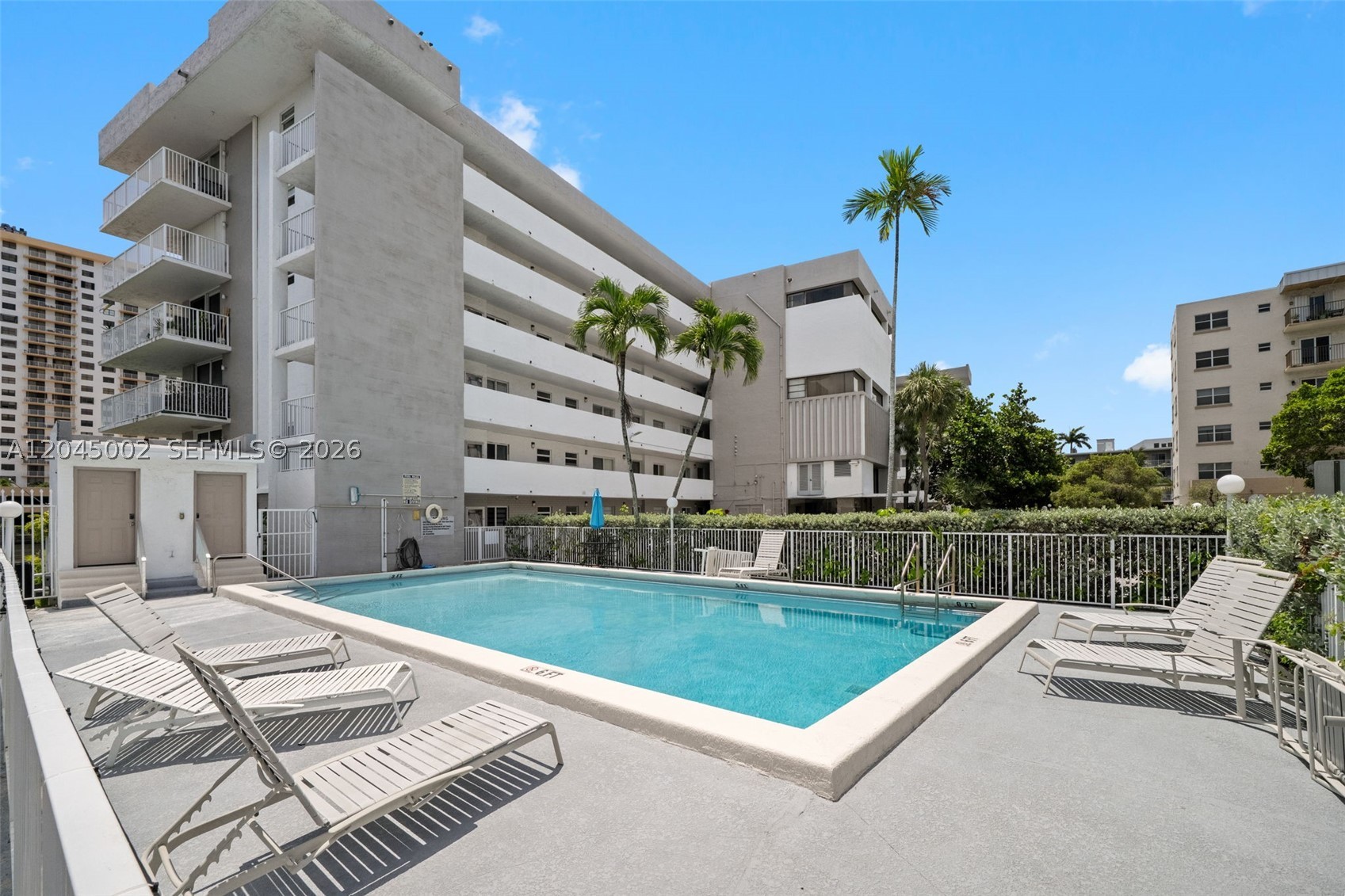 EDEN POINT SOUTH CONDO - Residential