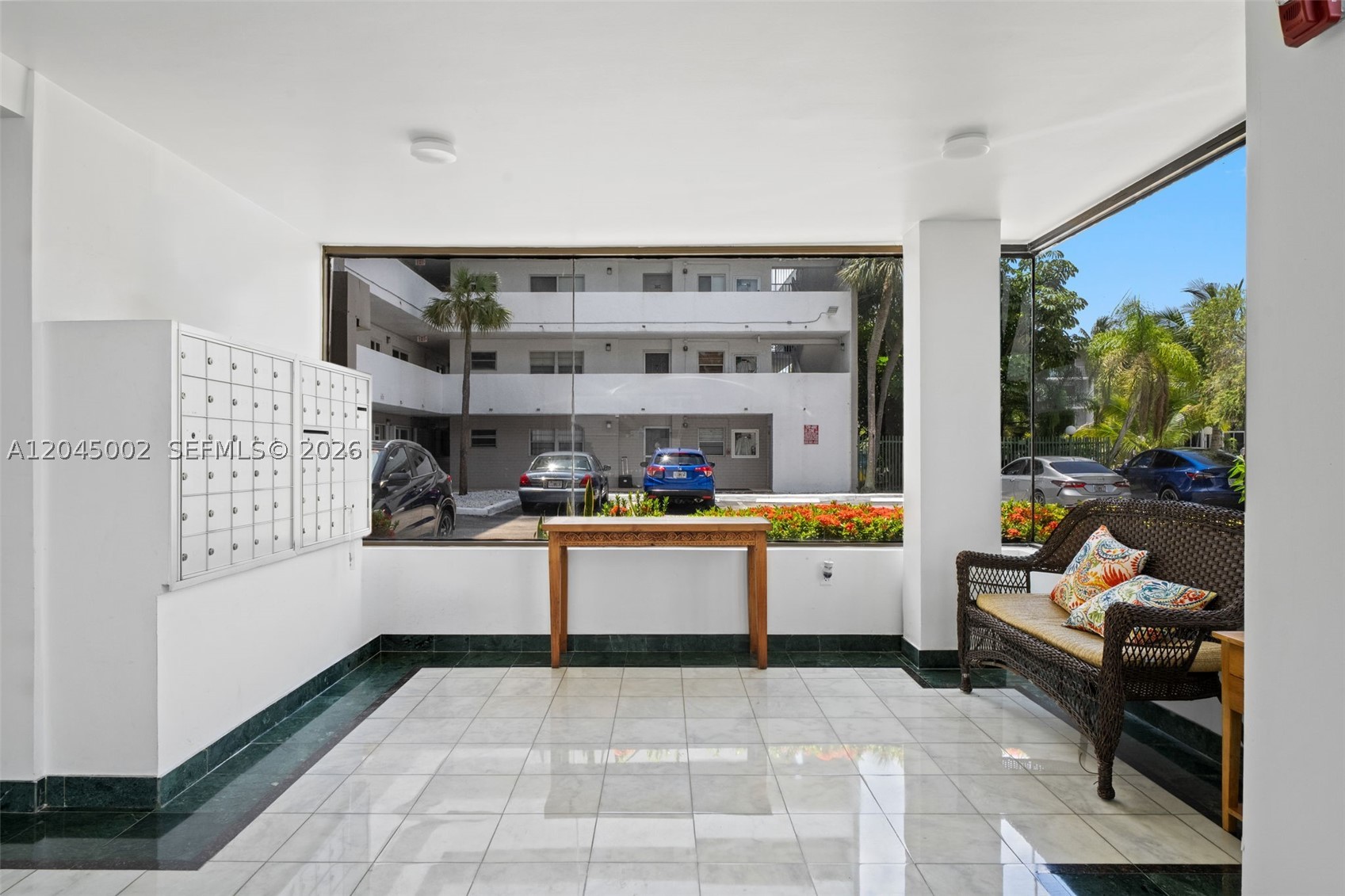 EDEN POINT SOUTH CONDO - Residential