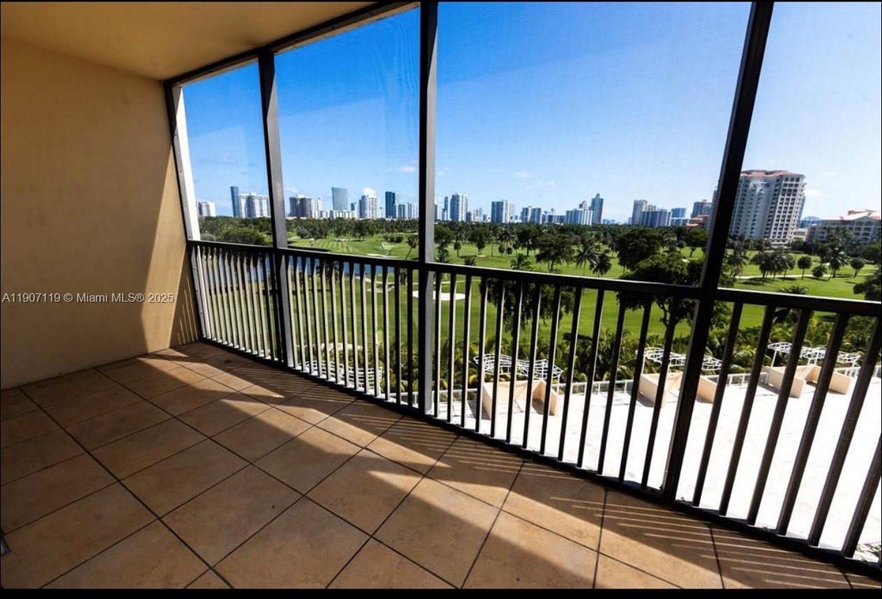 CORONADO CONDO- TOWER II - Residential