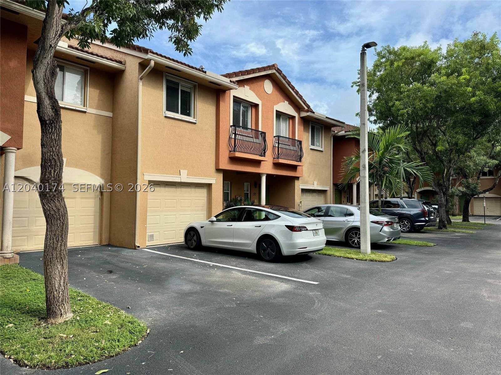 Bella Villagio - Residential Income