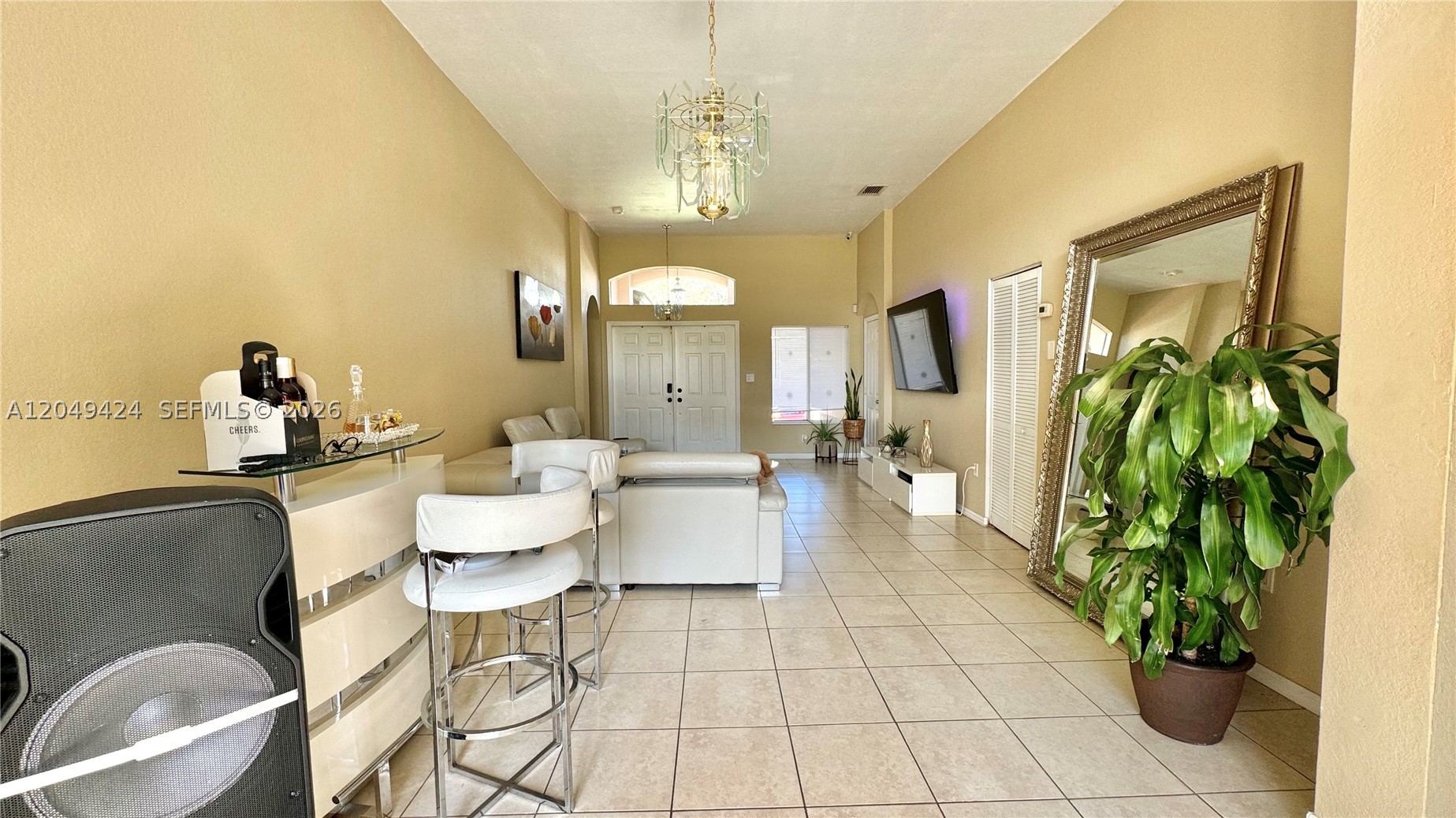 CHATEAU ROYAL ESTATES - Residential