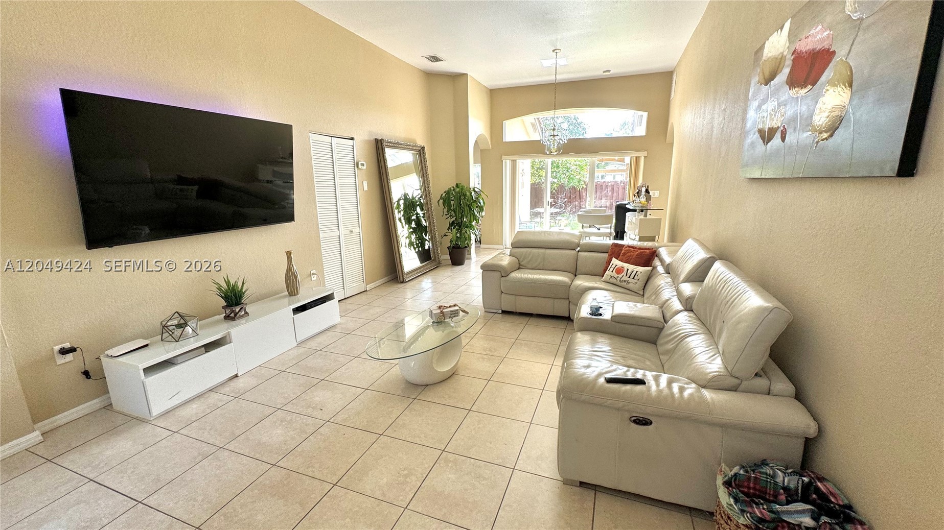 CHATEAU ROYAL ESTATES - Residential