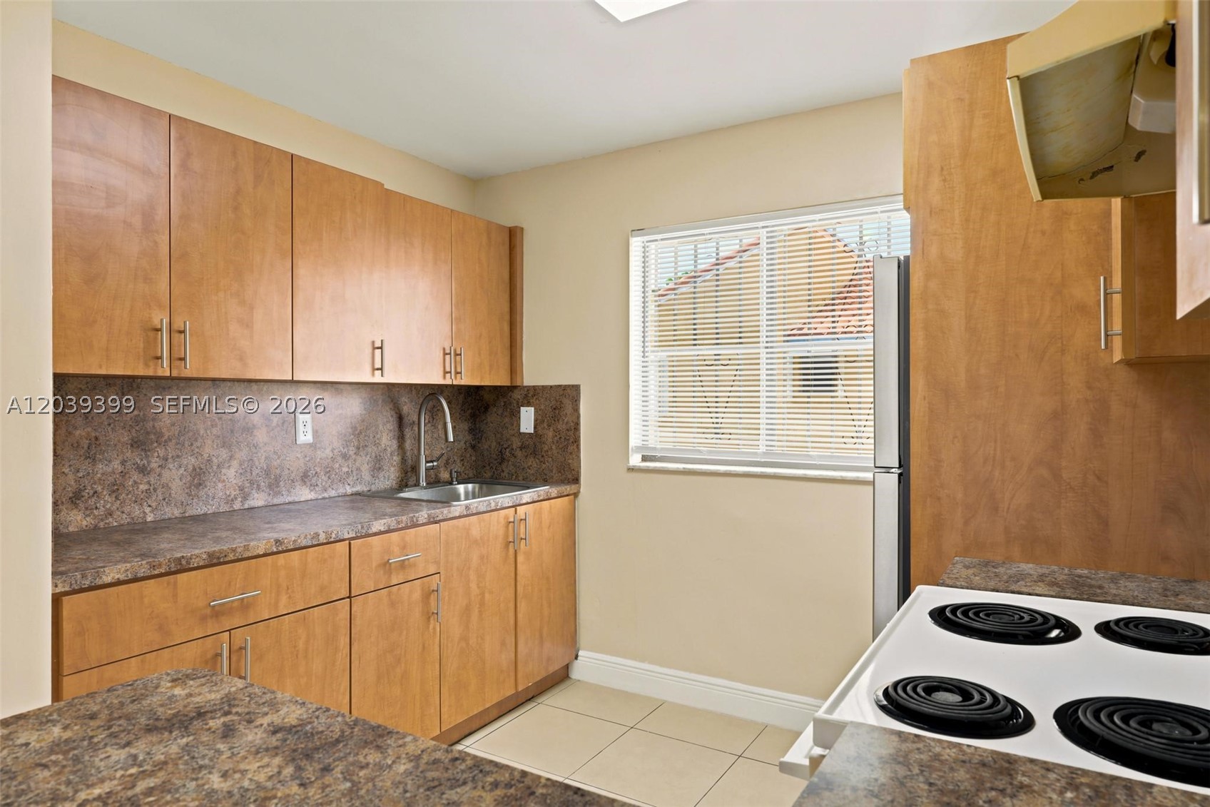 RESIDENCIAL EL PRADO COND - Residential