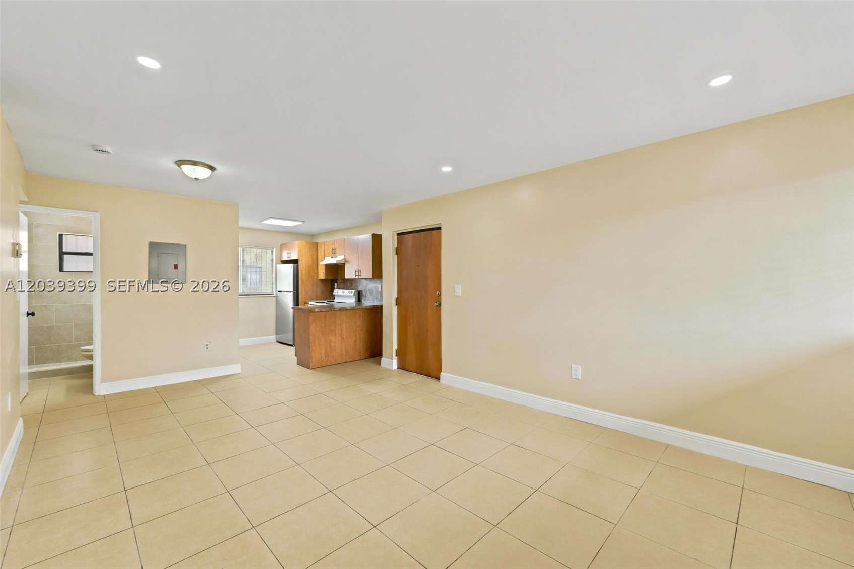 RESIDENCIAL EL PRADO COND - Residential