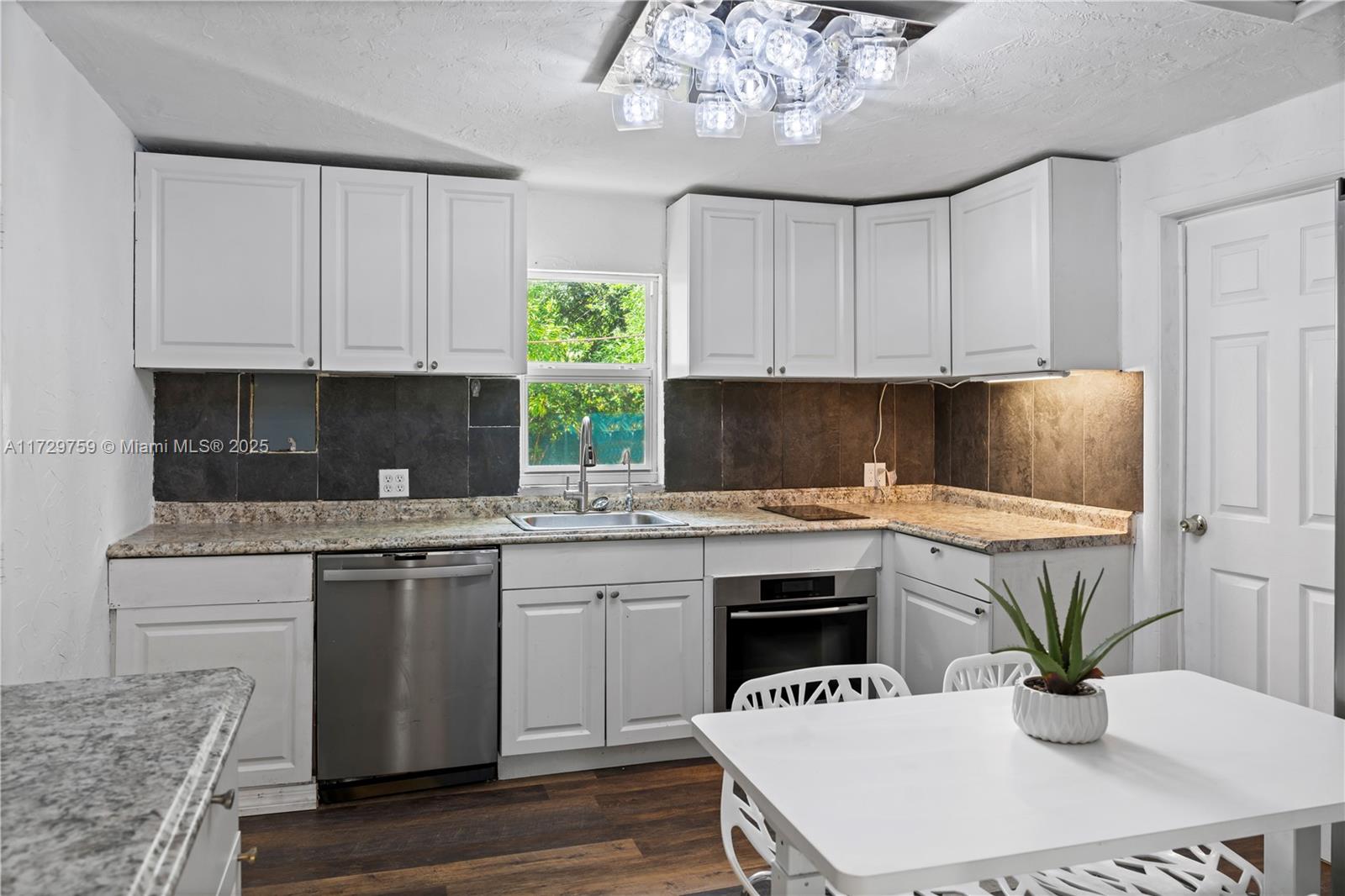 COLLEGE TRACT - Residential