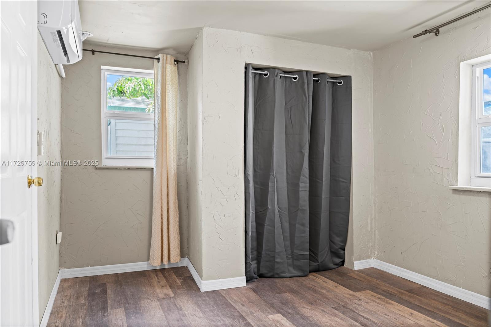 COLLEGE TRACT - Residential