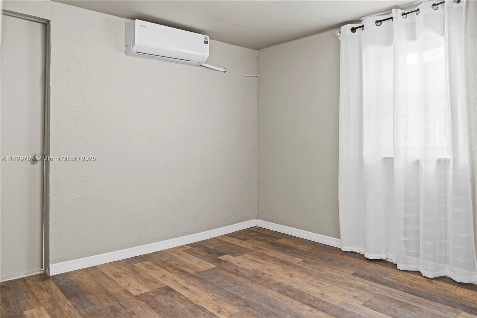 COLLEGE TRACT - Residential