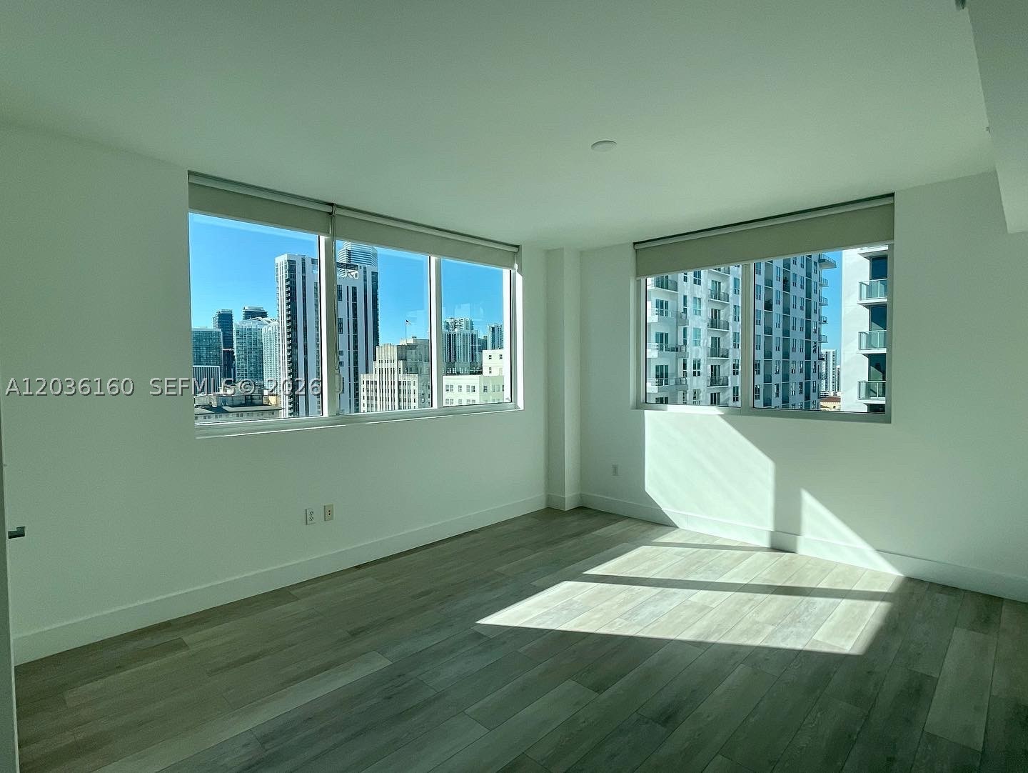 VIZCAYNE SOUTH CONDO - Residential