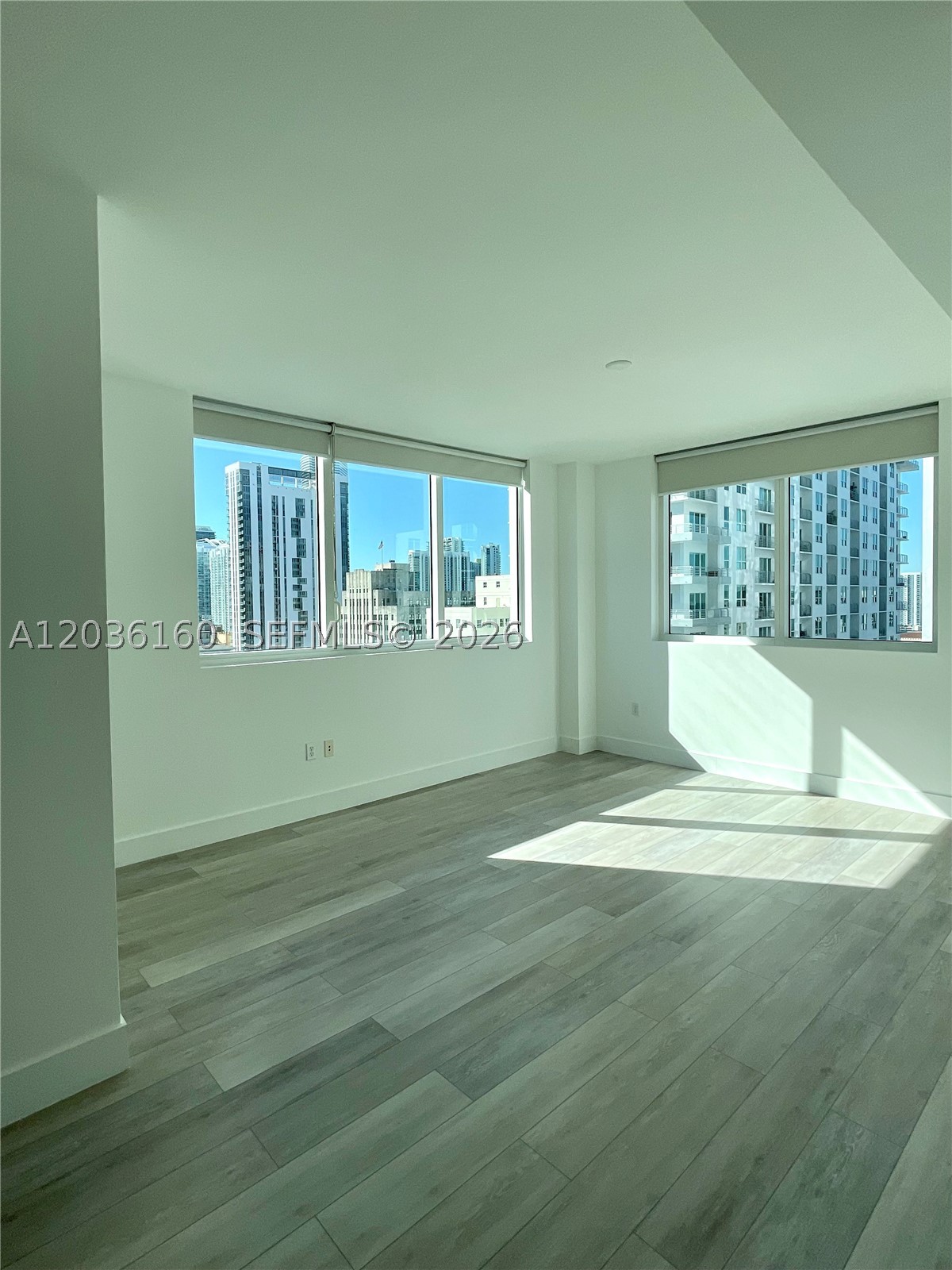 VIZCAYNE SOUTH CONDO - Residential