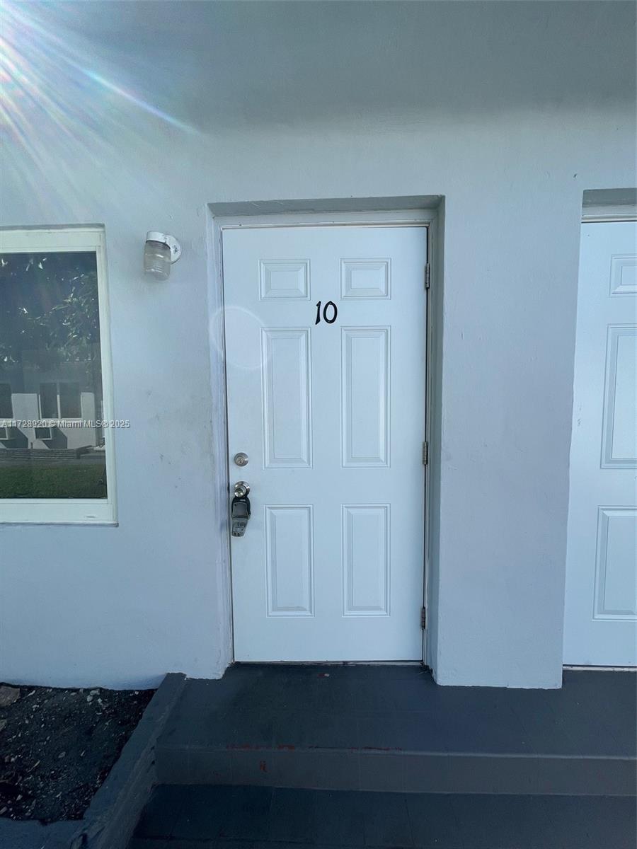 CITY OF MIAMI SOUTH - Residential Lease