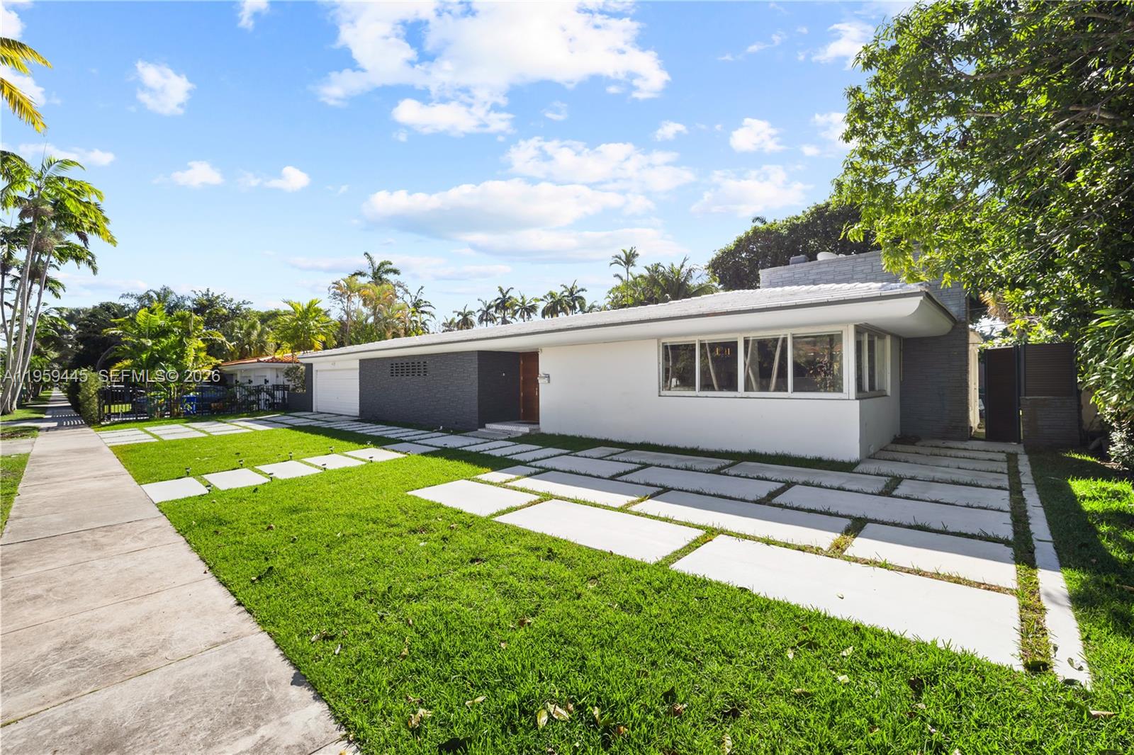 DAVIS HARBOR - Residential
