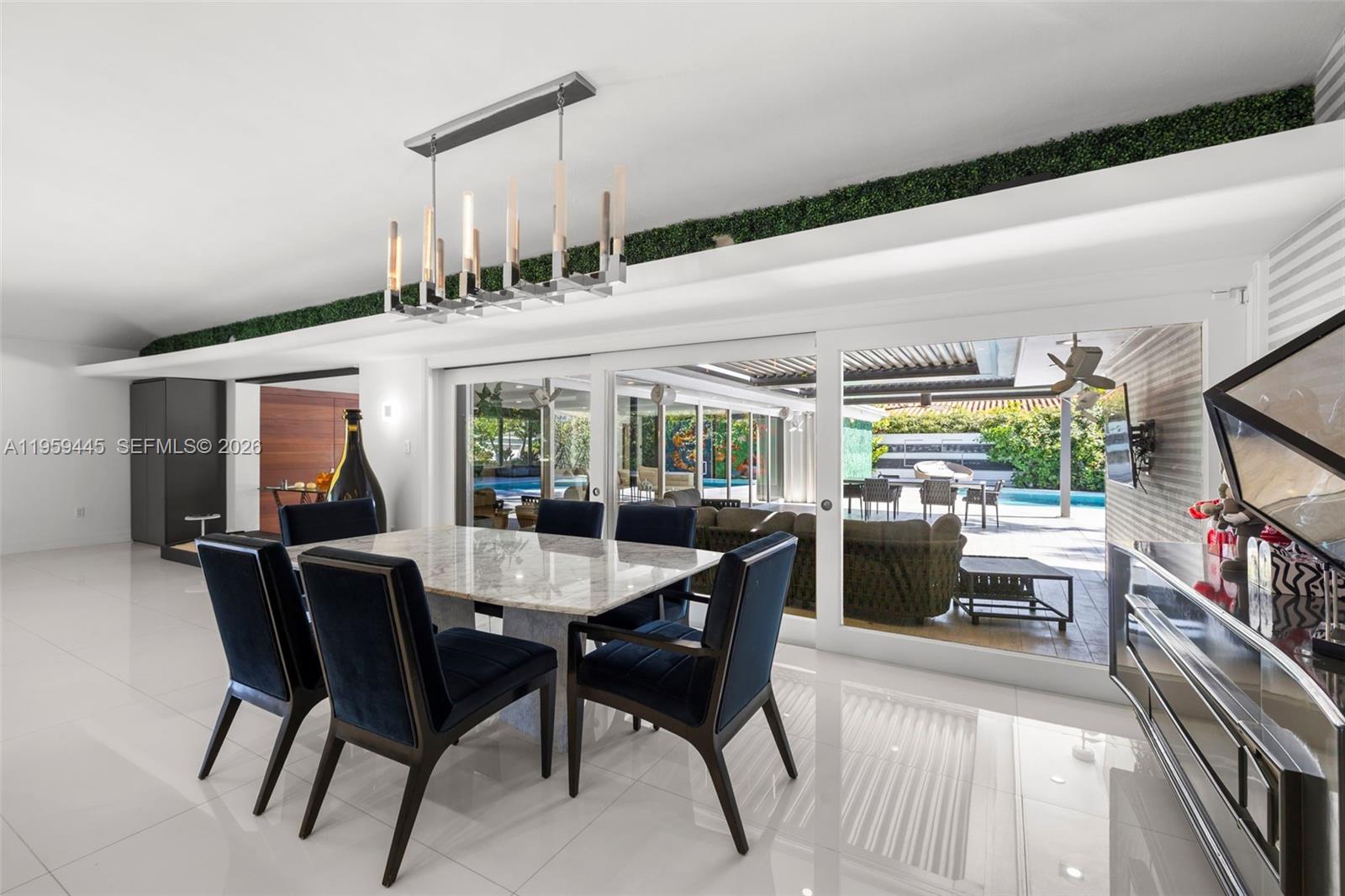 DAVIS HARBOR - Residential