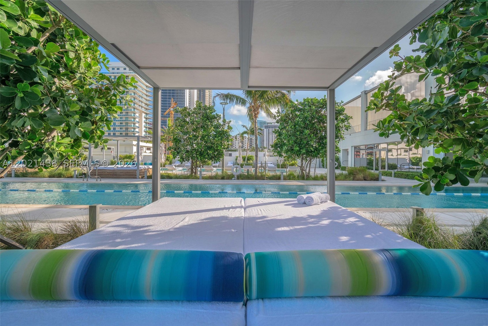 ESCOTTONIA PARK - Residential