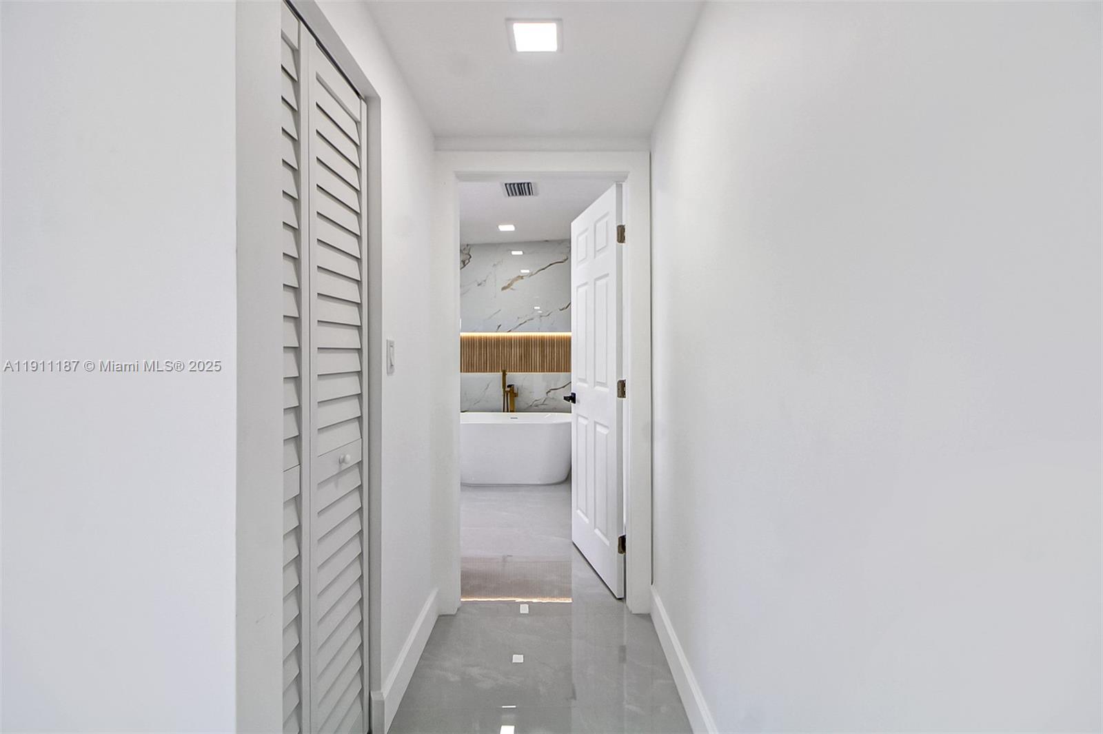 MILLER HGTS ESTS - Residential