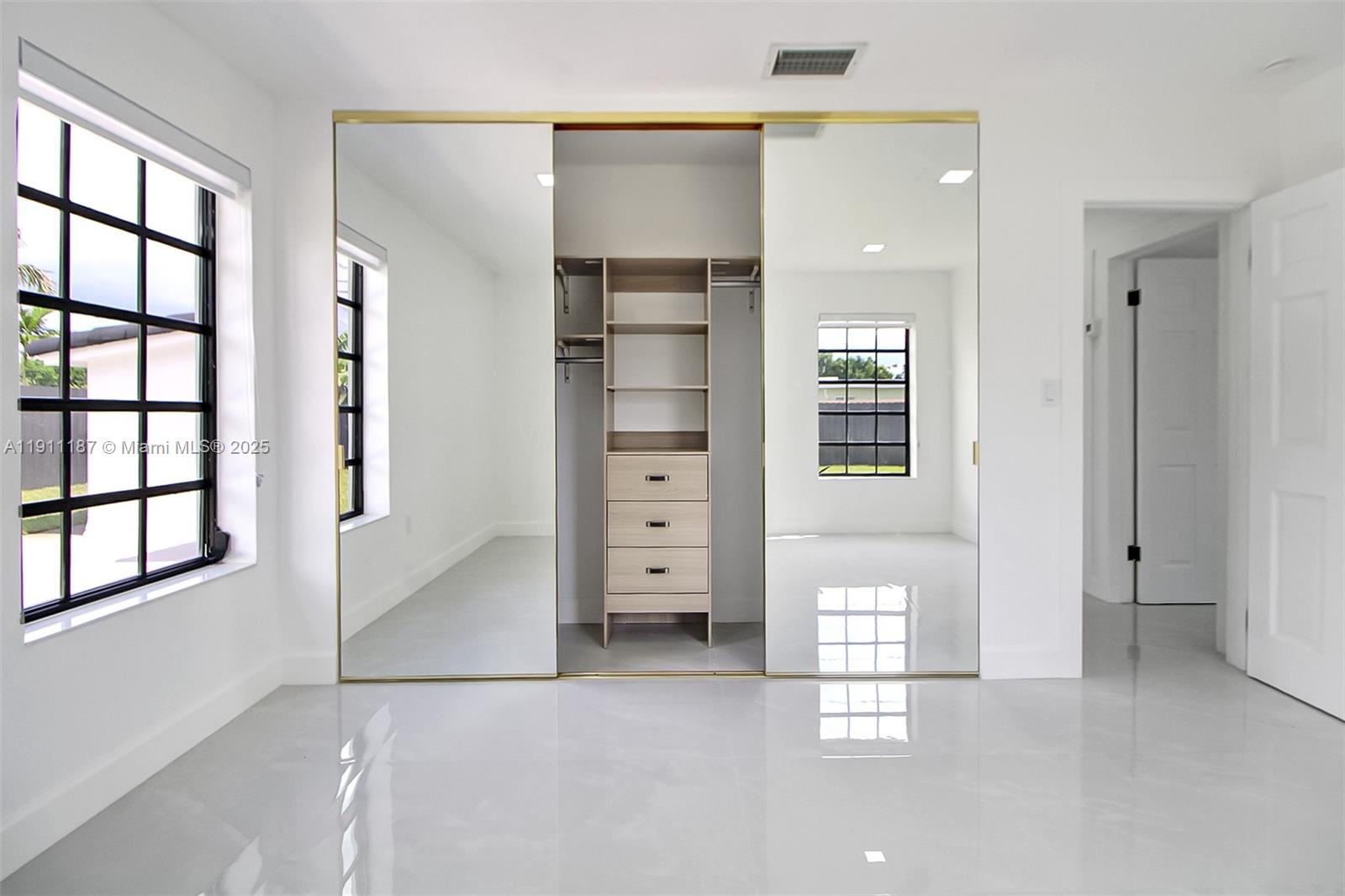 MILLER HGTS ESTS - Residential