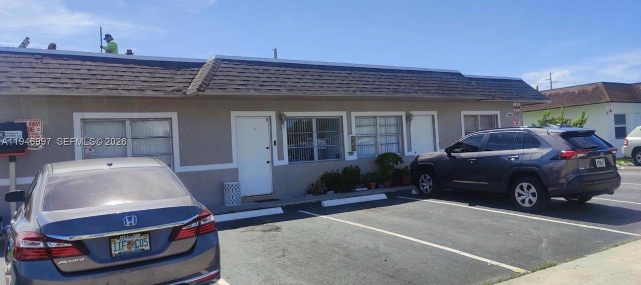 Great investment opportunity in Coral Springs. Fully leased quadruplex generating $10,050 monthly income ($120,600 annually). 

Property features 4 units: 
- 3 units: 3 bedrooms / 1.5 bathrooms
- 1 unit: 3 bedrooms / 1 bathroom

Units are renovated and include washer and dryer. Strong rental demand area with potential rent increase through Section 8 adjustments. 

Excellent income-producing property for investors.