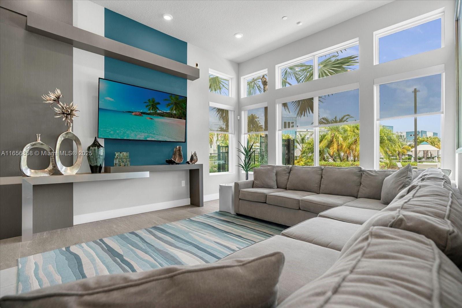 SPECTRUM AT REUNION - Residential