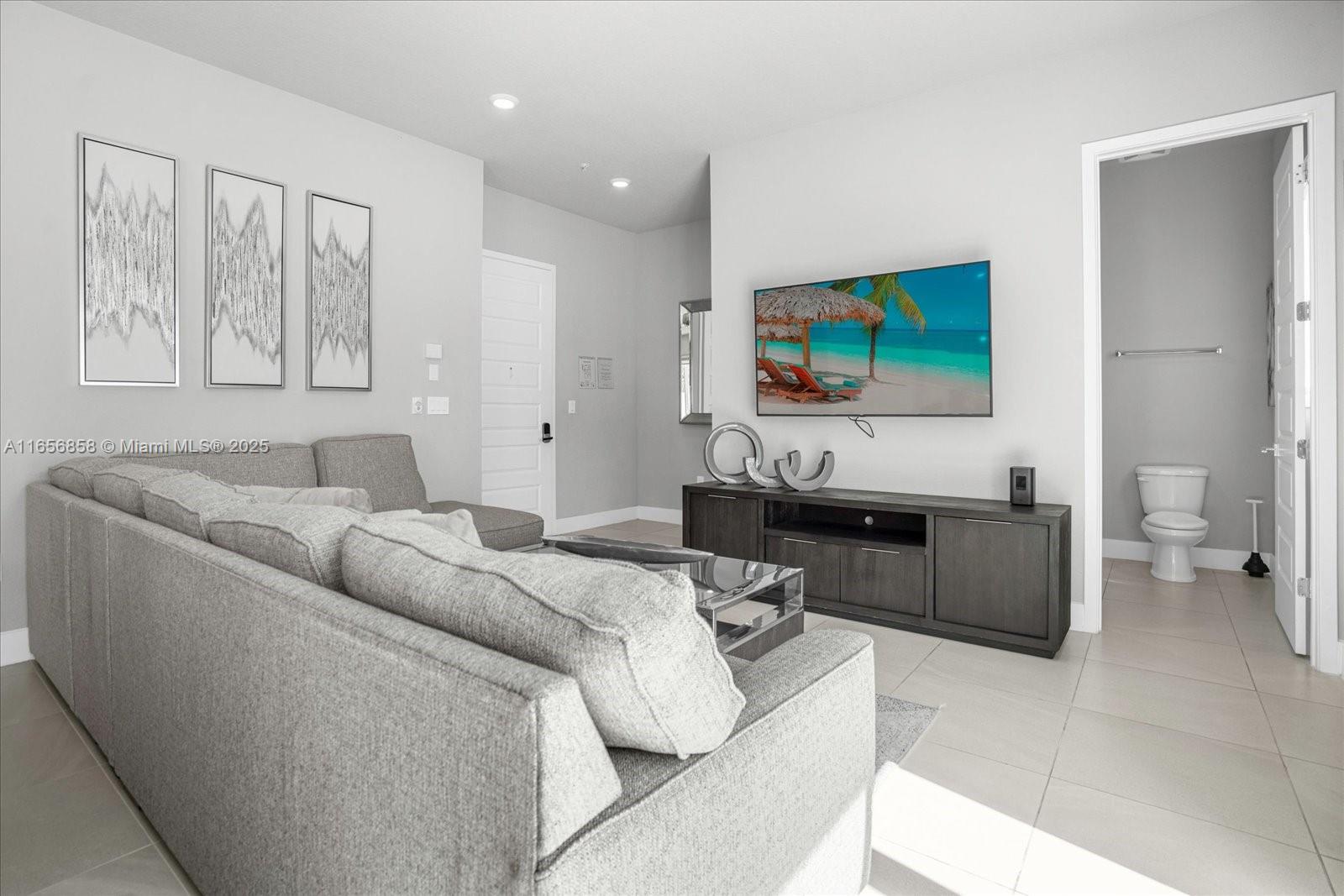 SPECTRUM AT REUNION - Residential