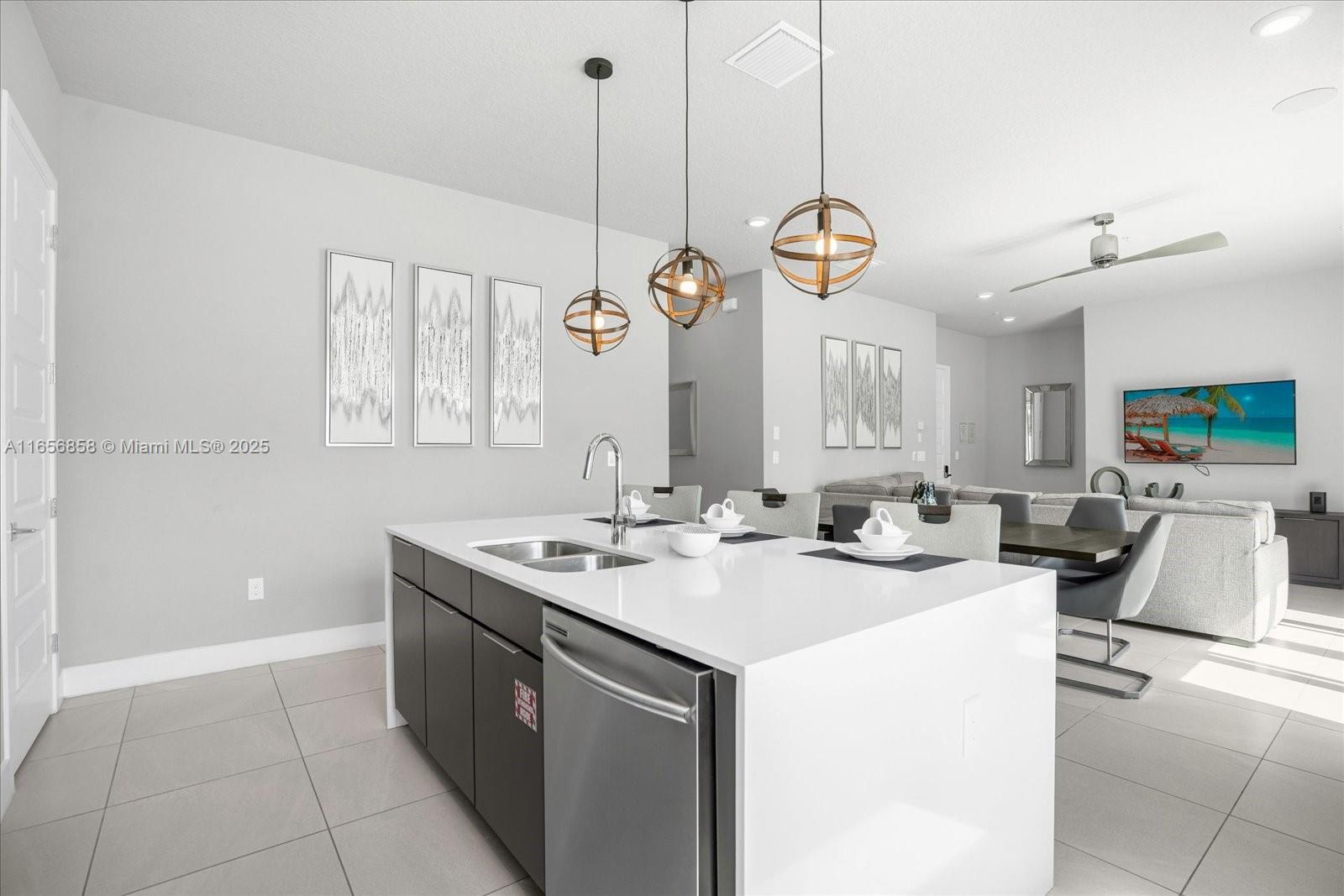 SPECTRUM AT REUNION - Residential