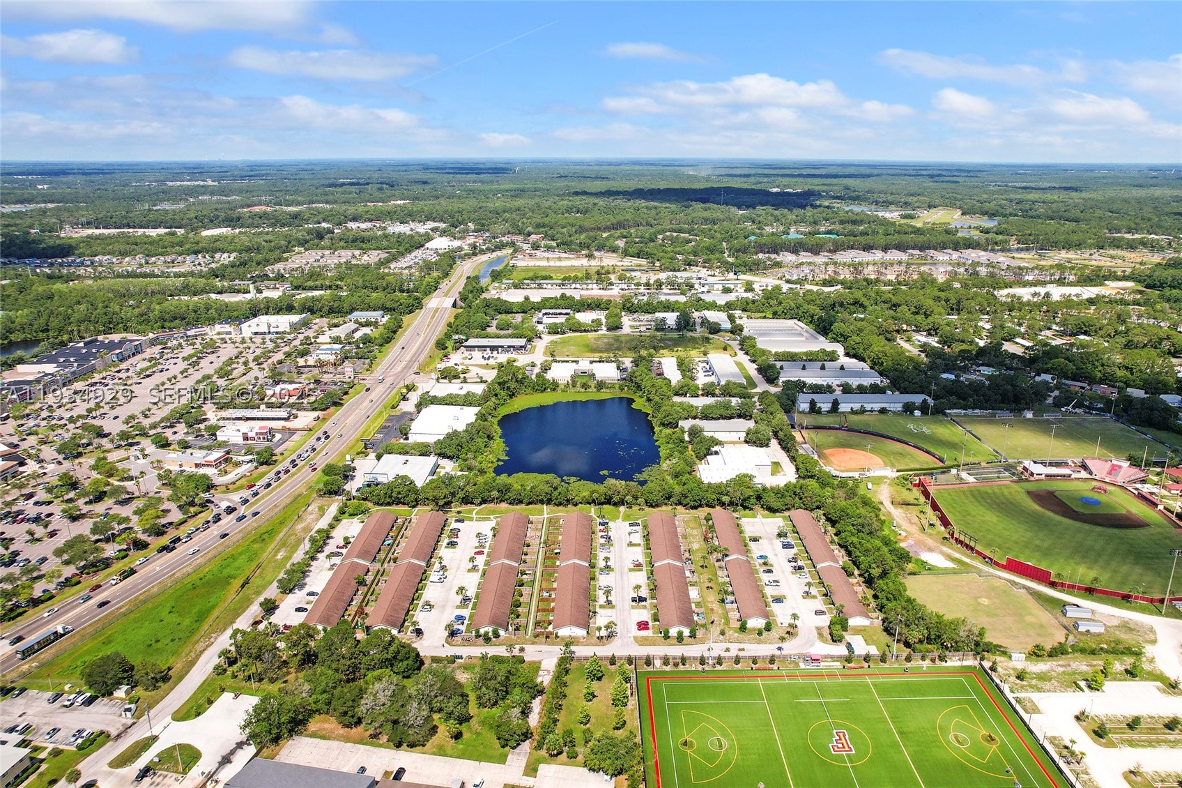 MOULTRIE LAKES - Residential Income
