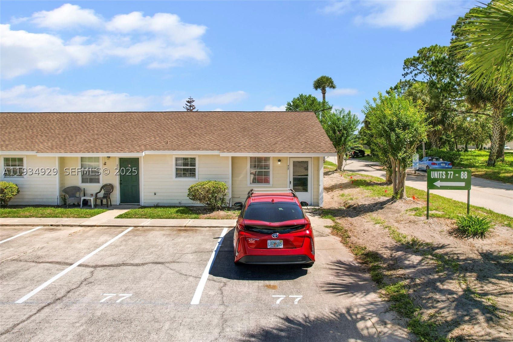 MOULTRIE LAKES - Residential Income