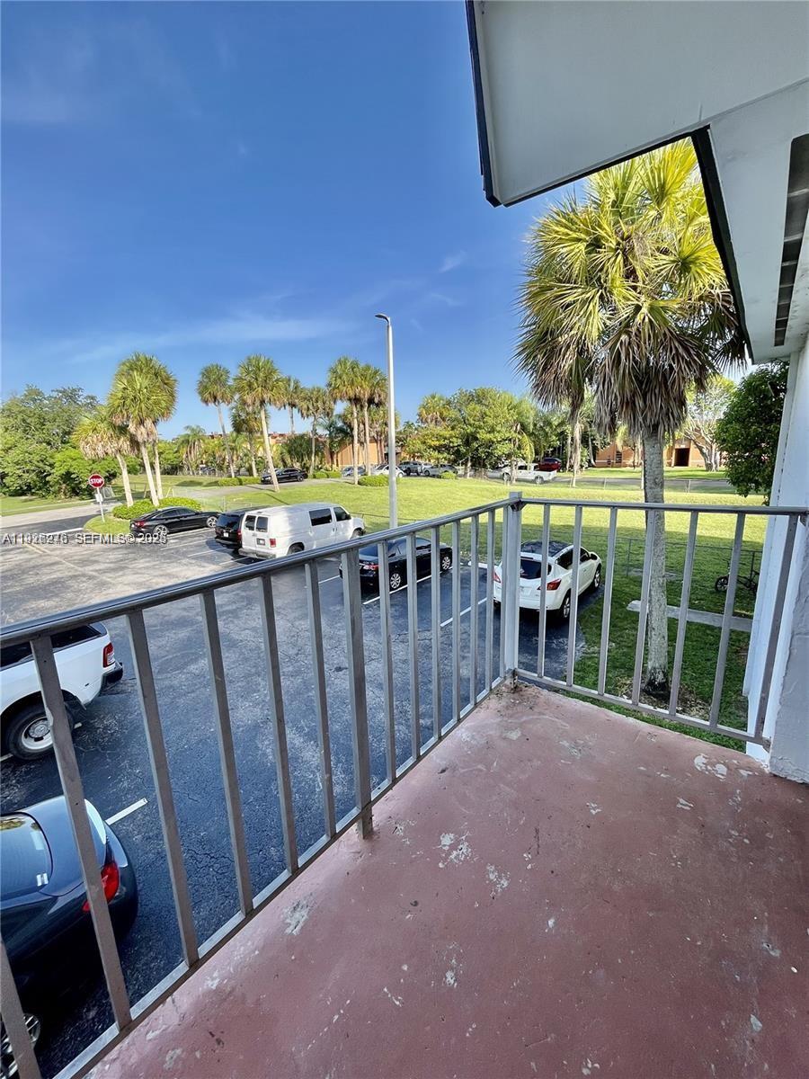 SUNSET PALMS WEST CONDO - Residential