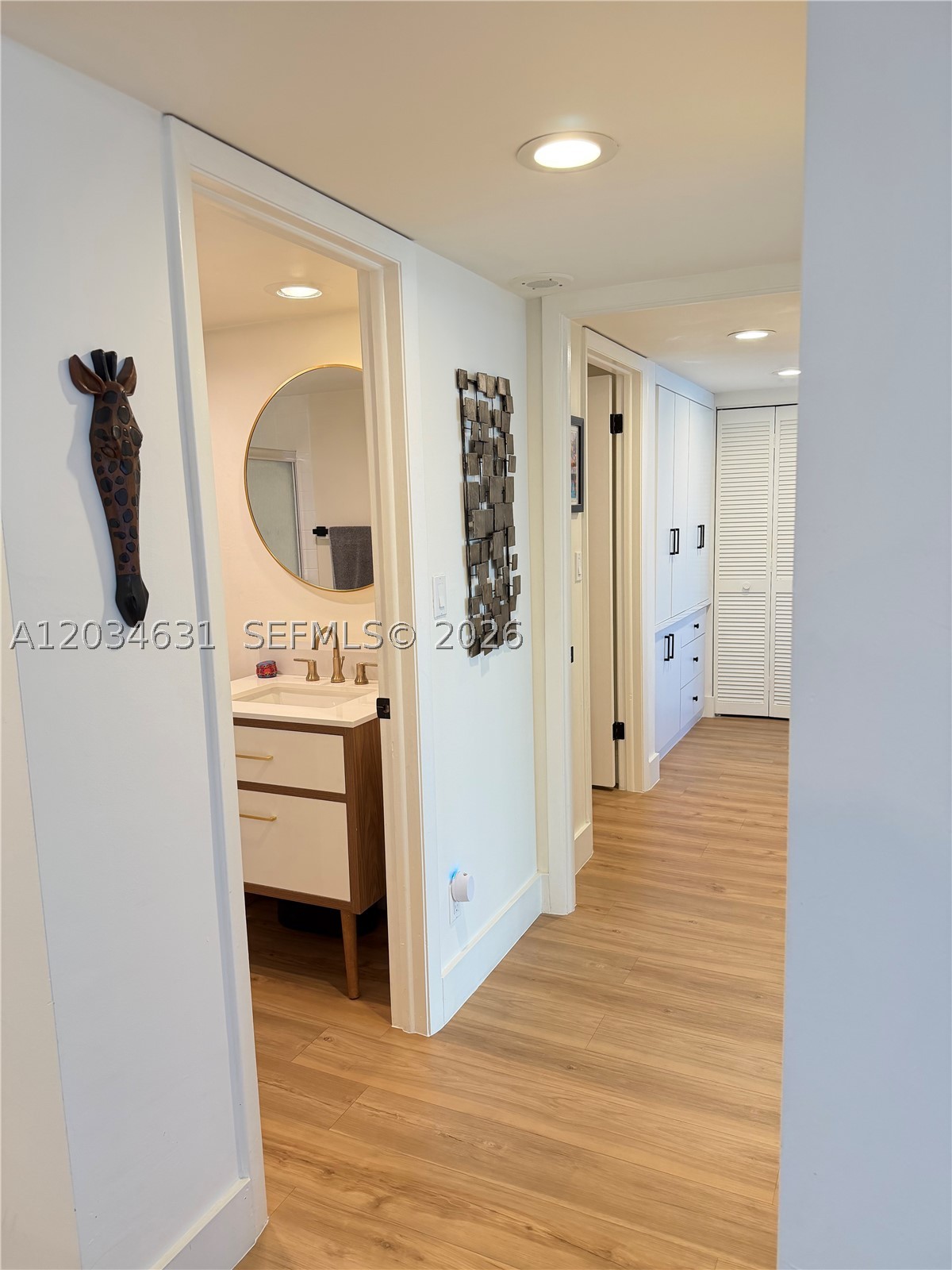 BRICKELL PLACE PHASE II C - Residential Lease