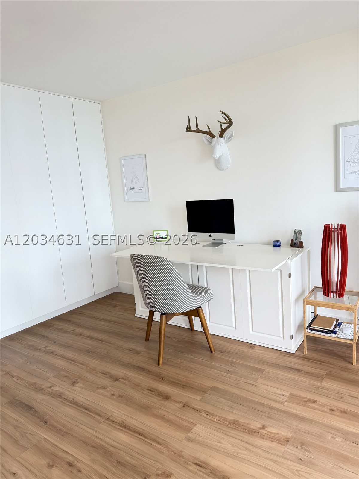 BRICKELL PLACE PHASE II C - Residential Lease