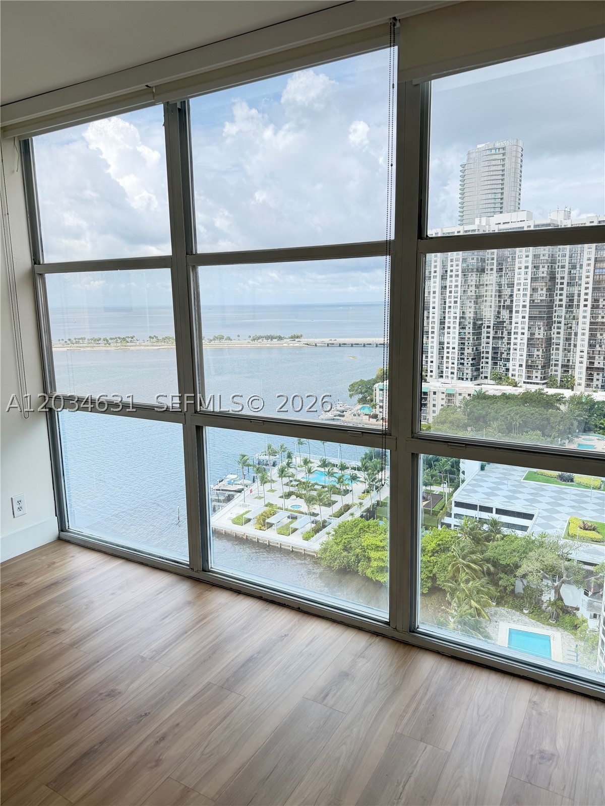 BRICKELL PLACE PHASE II C - Residential Lease