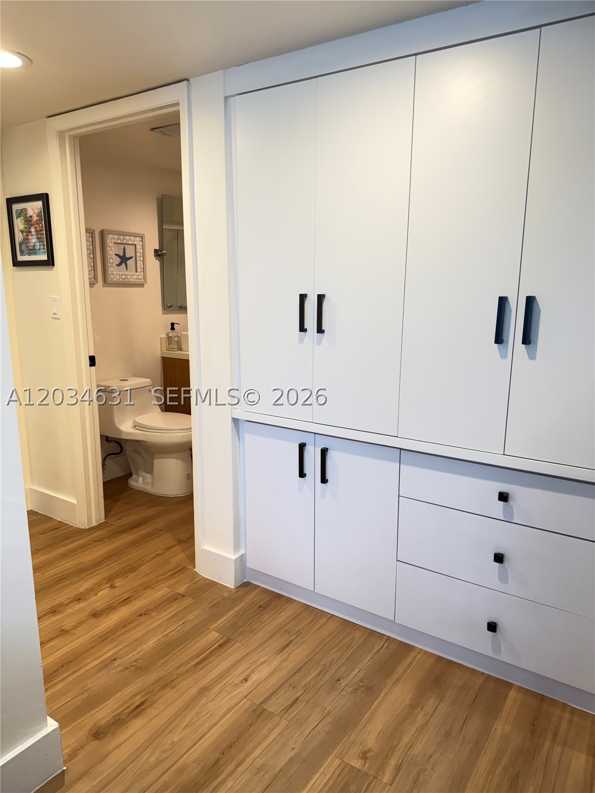 BRICKELL PLACE PHASE II C - Residential Lease