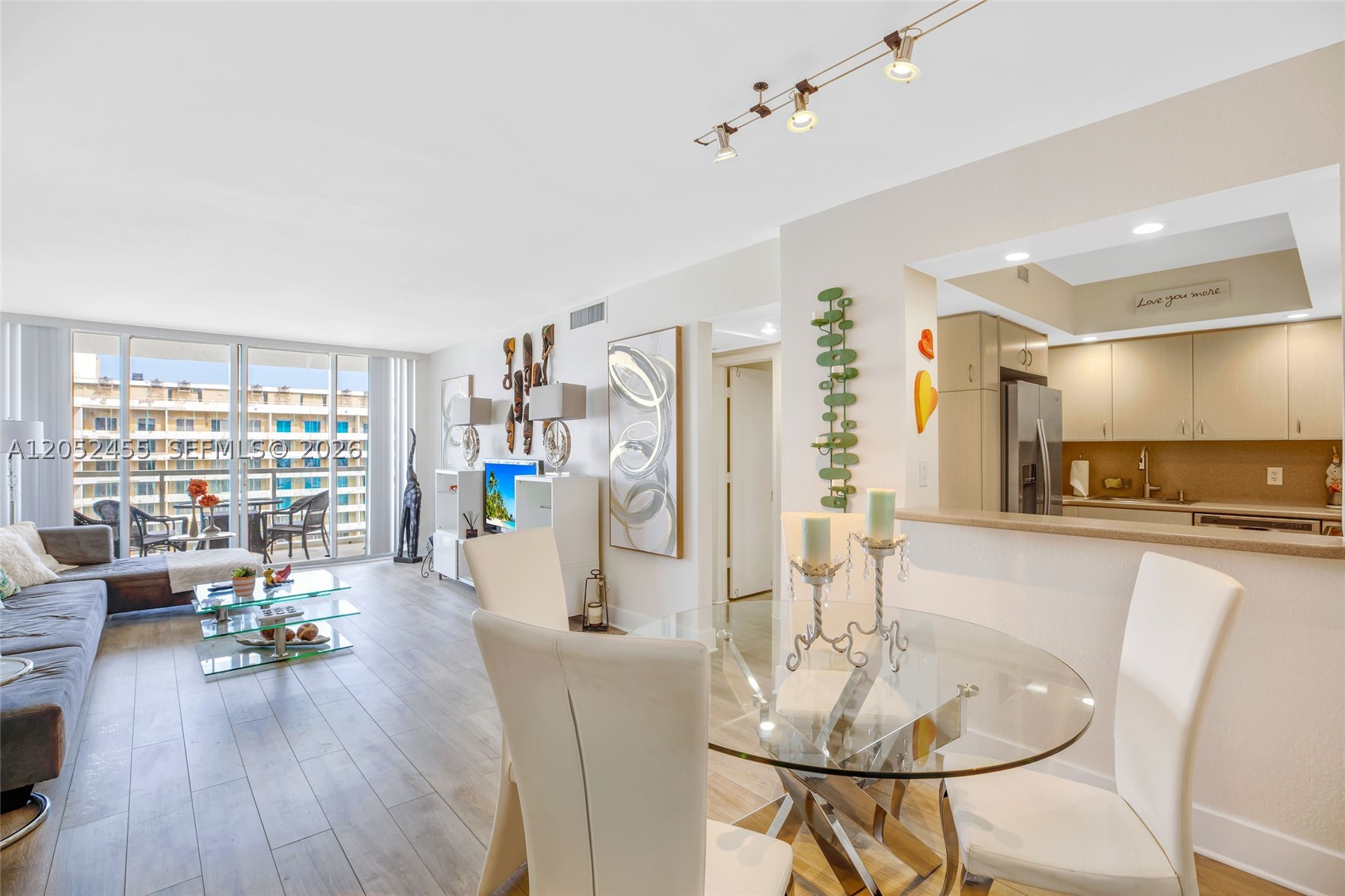 5600 CONDO - Residential Lease