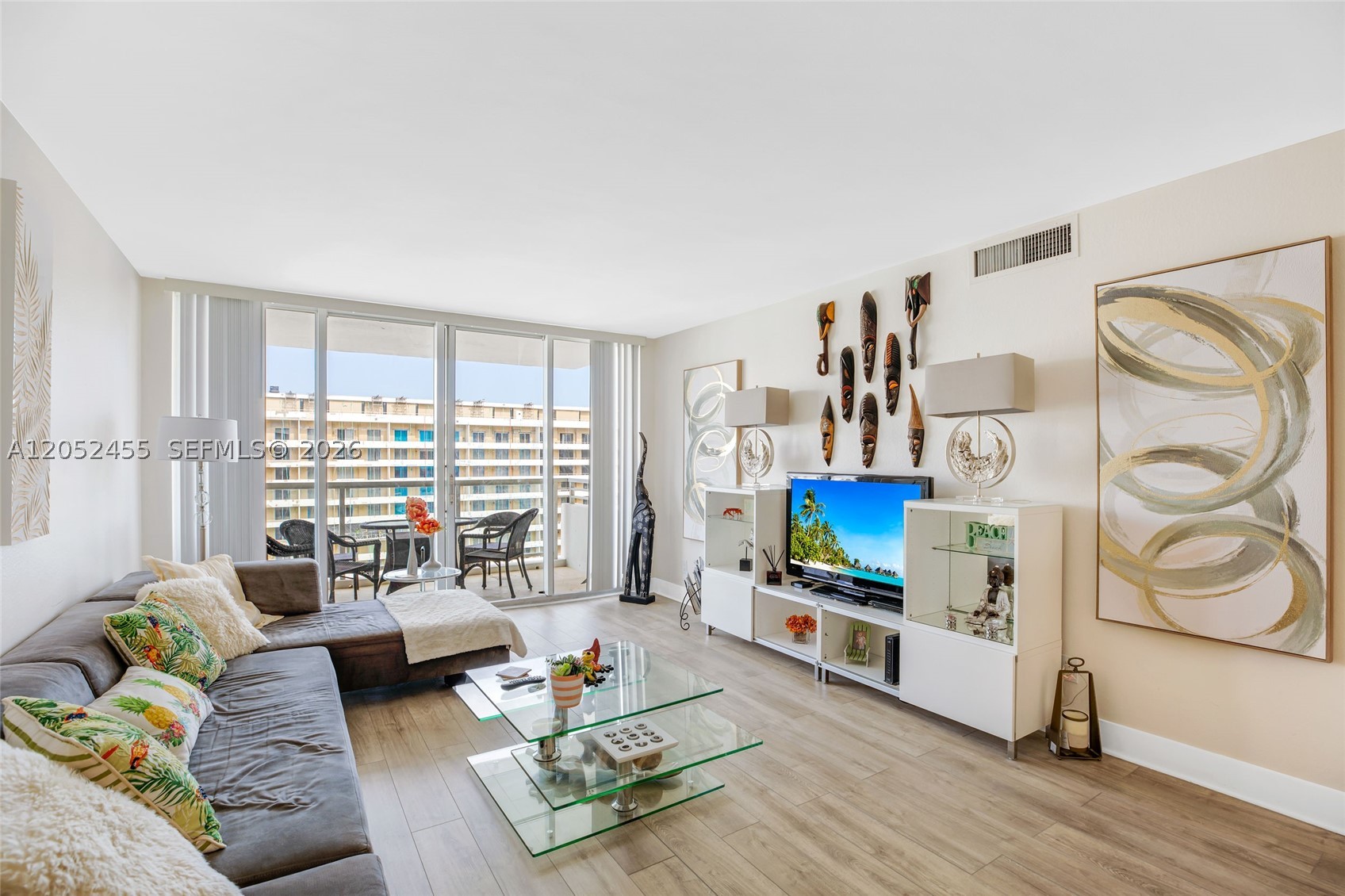 5600 CONDO - Residential Lease