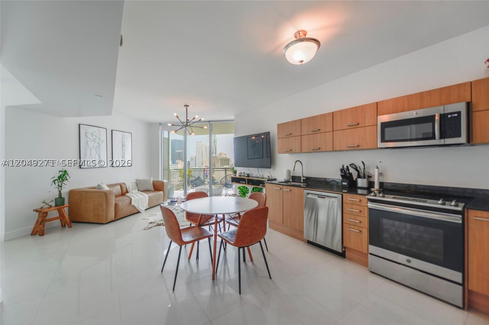 WIND CONDO - Residential Lease
