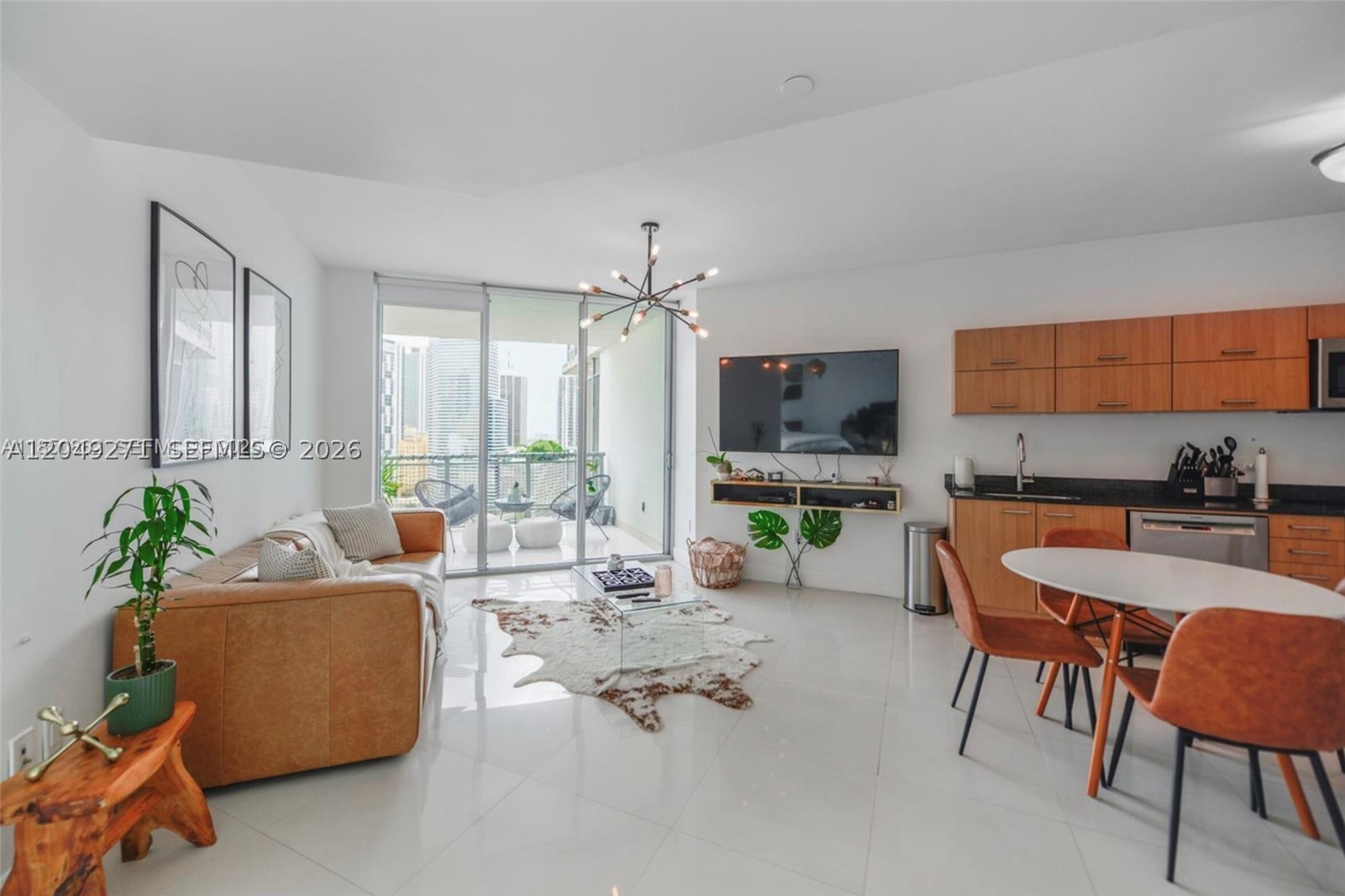 WIND CONDO - Residential Lease
