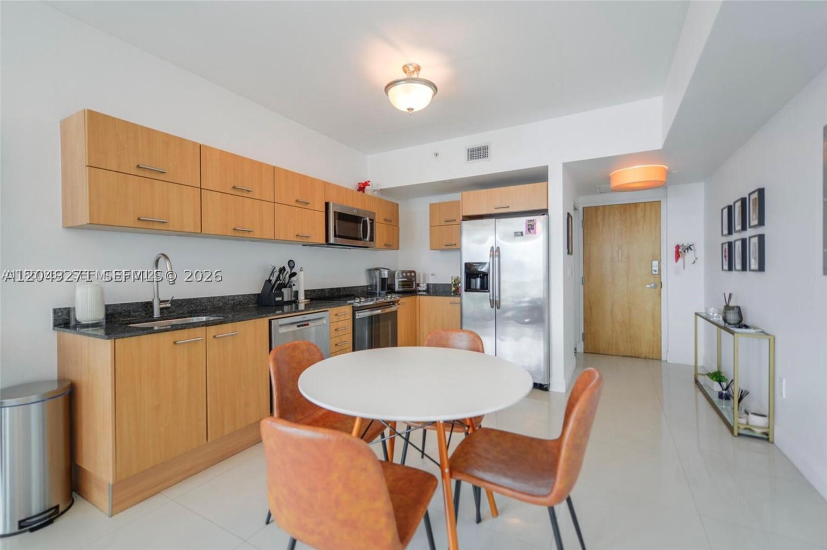 WIND CONDO - Residential Lease