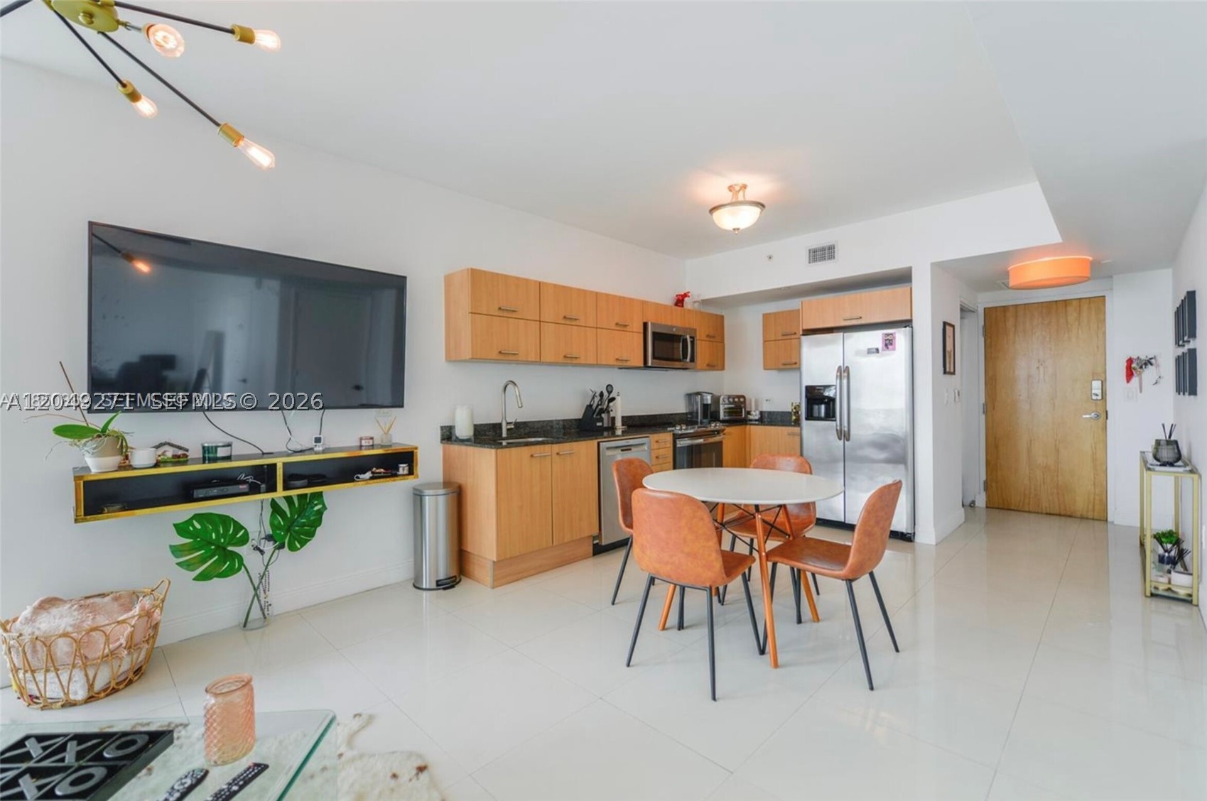 WIND CONDO - Residential Lease