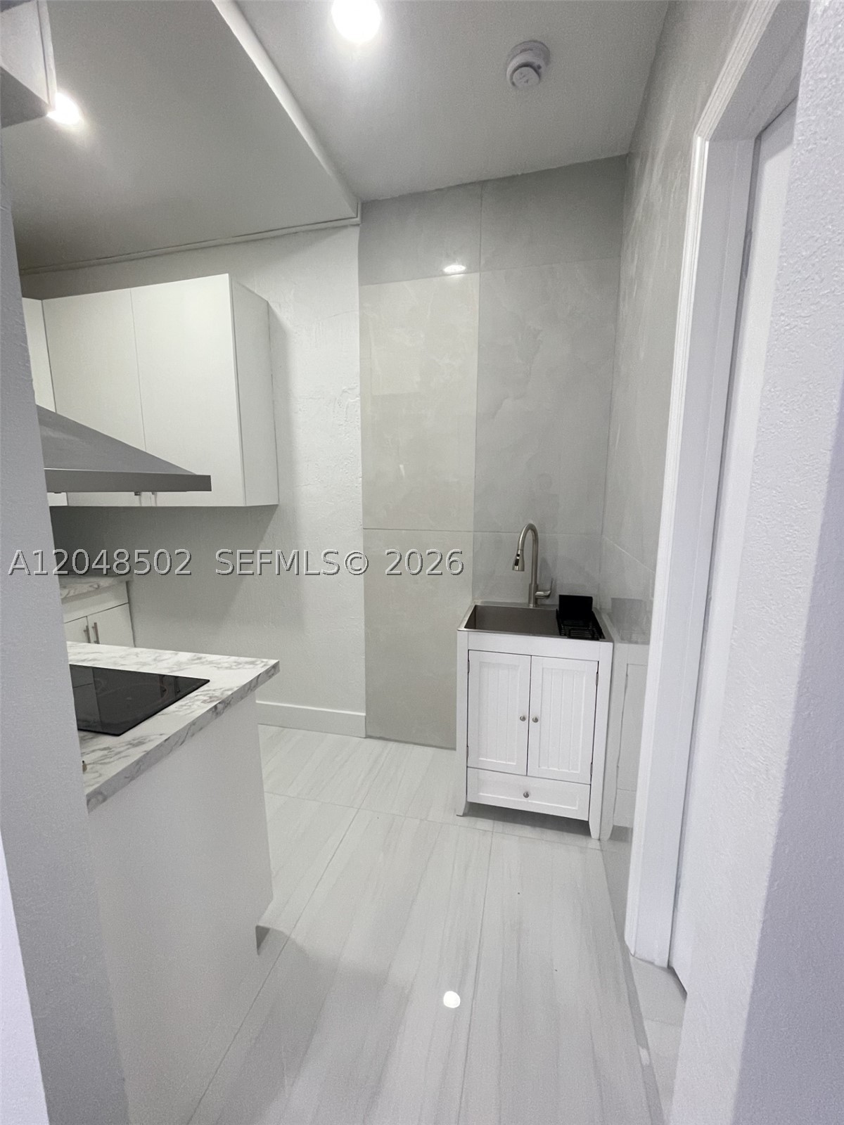 VITRAN HOMES AT MORNINGSI - Residential Lease