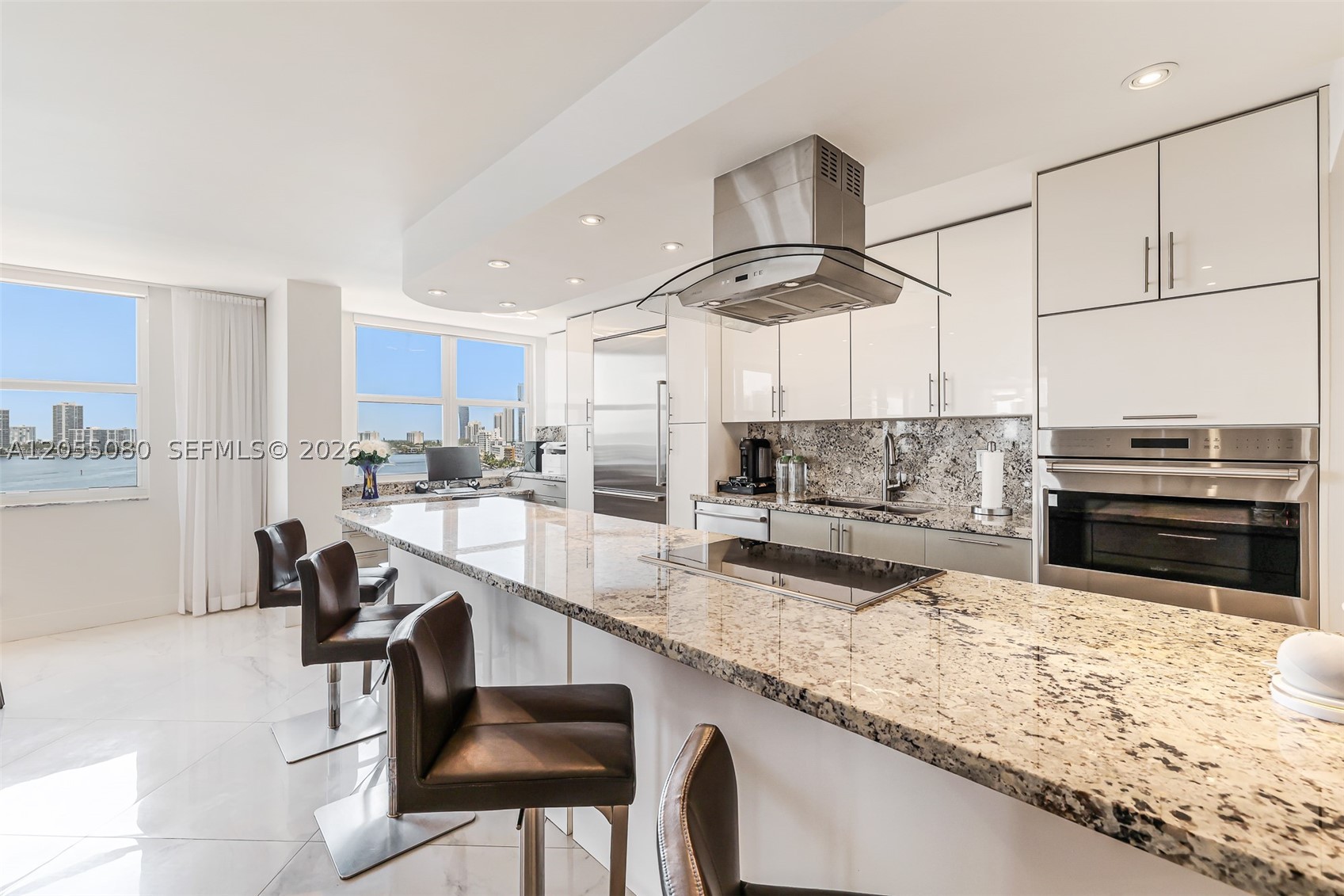 WINSTON TOWERS 200 CONDO - Residential