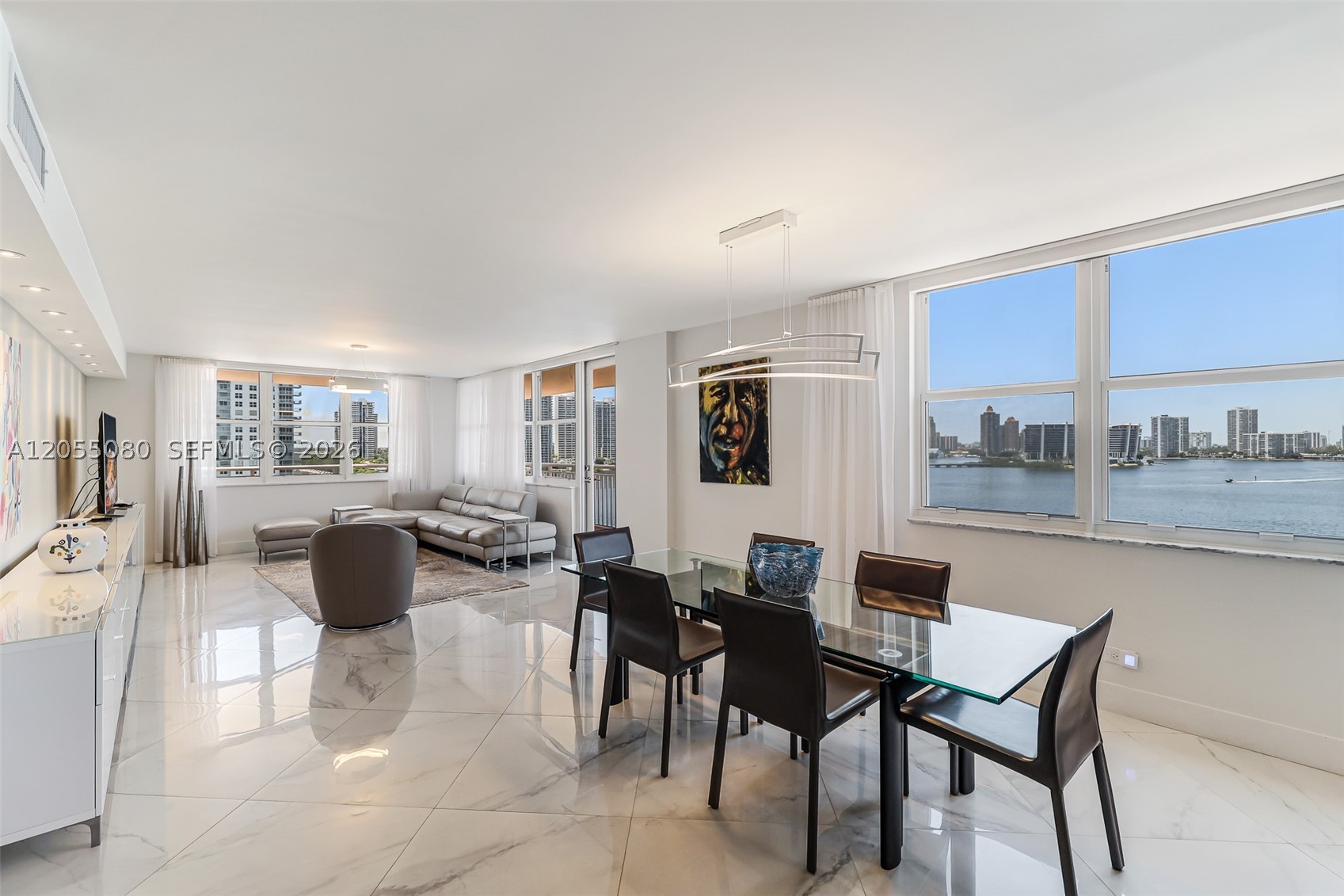 WINSTON TOWERS 200 CONDO - Residential
