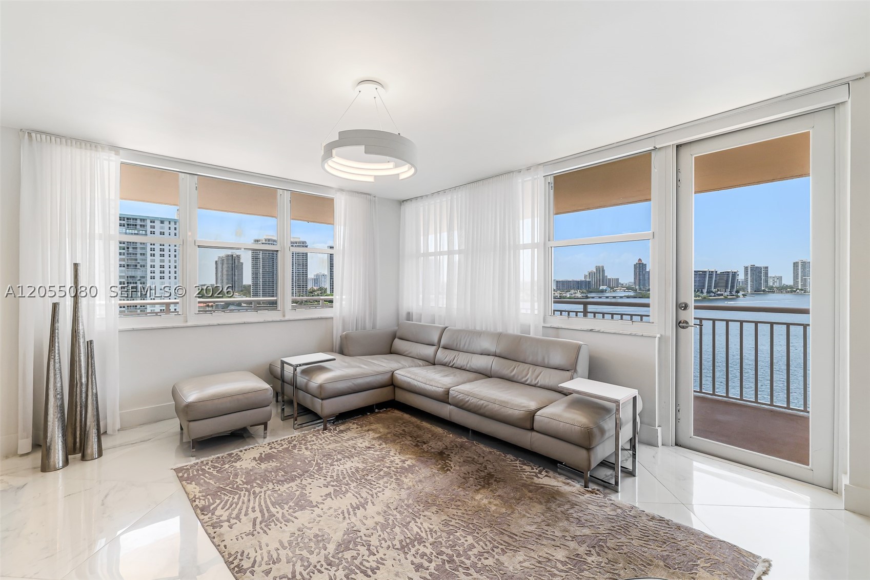 WINSTON TOWERS 200 CONDO - Residential