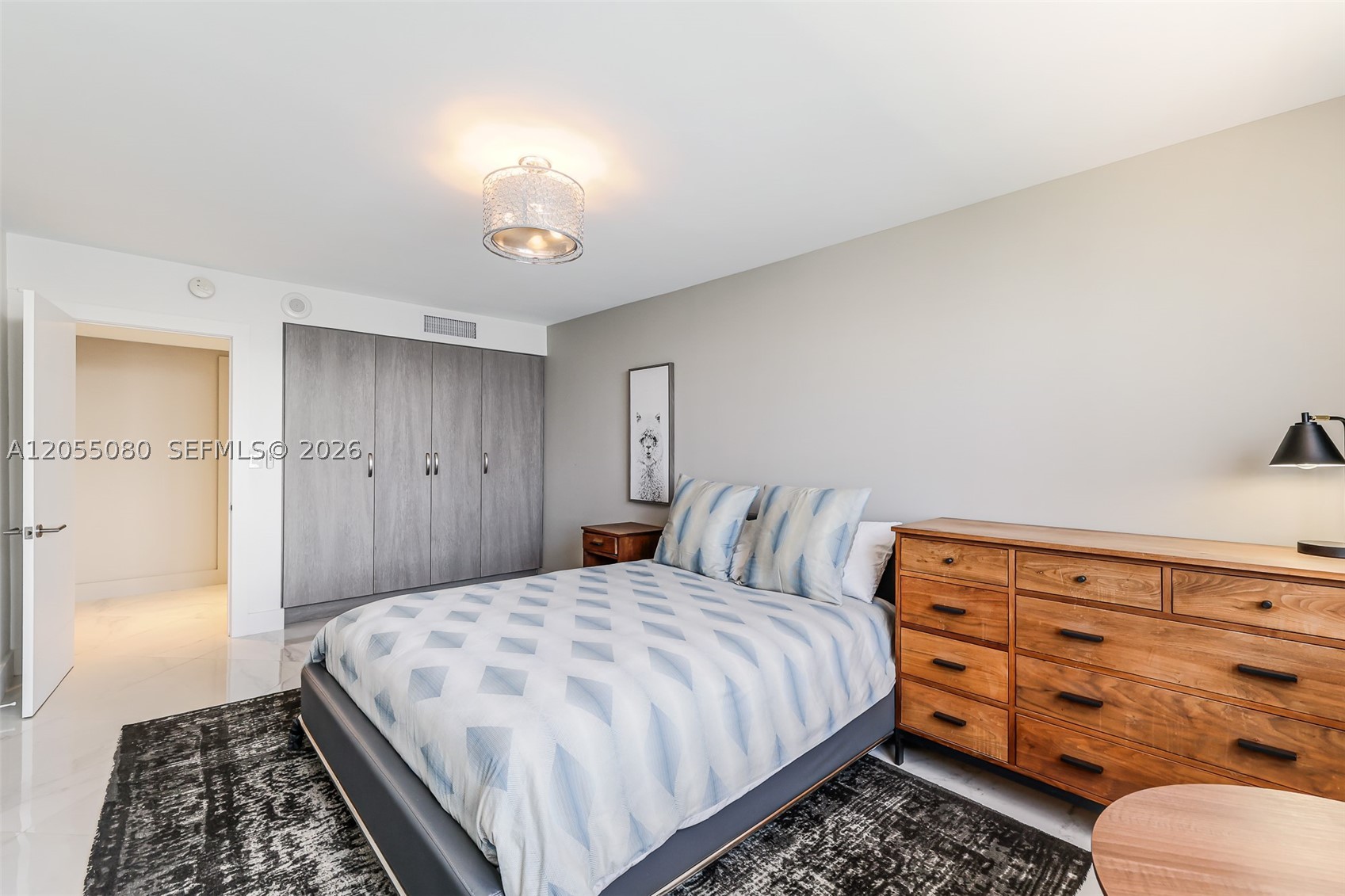 WINSTON TOWERS 200 CONDO - Residential
