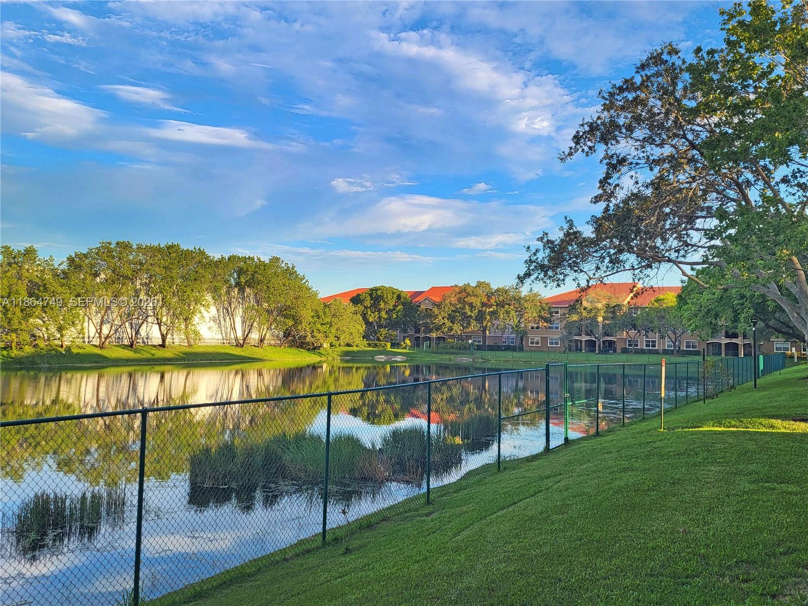 MARQUESA CONDO - Residential