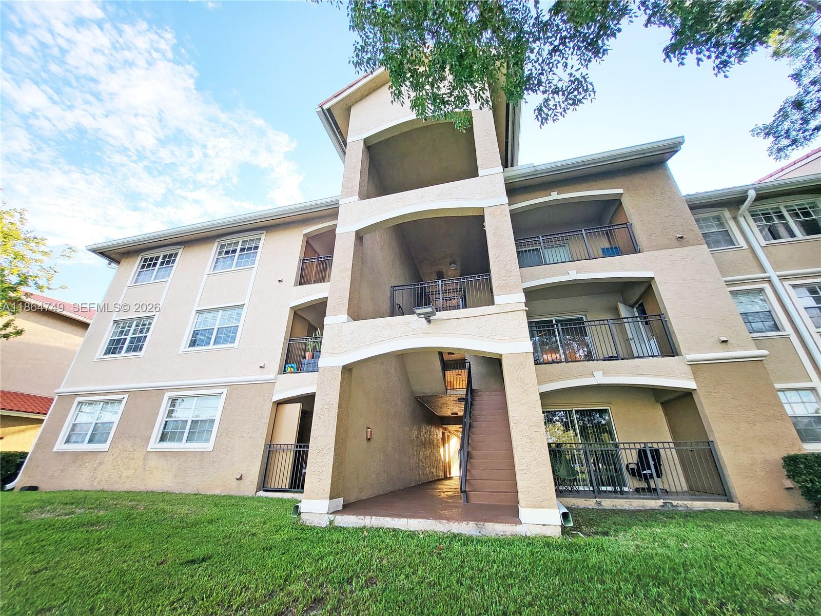 MARQUESA CONDO - Residential