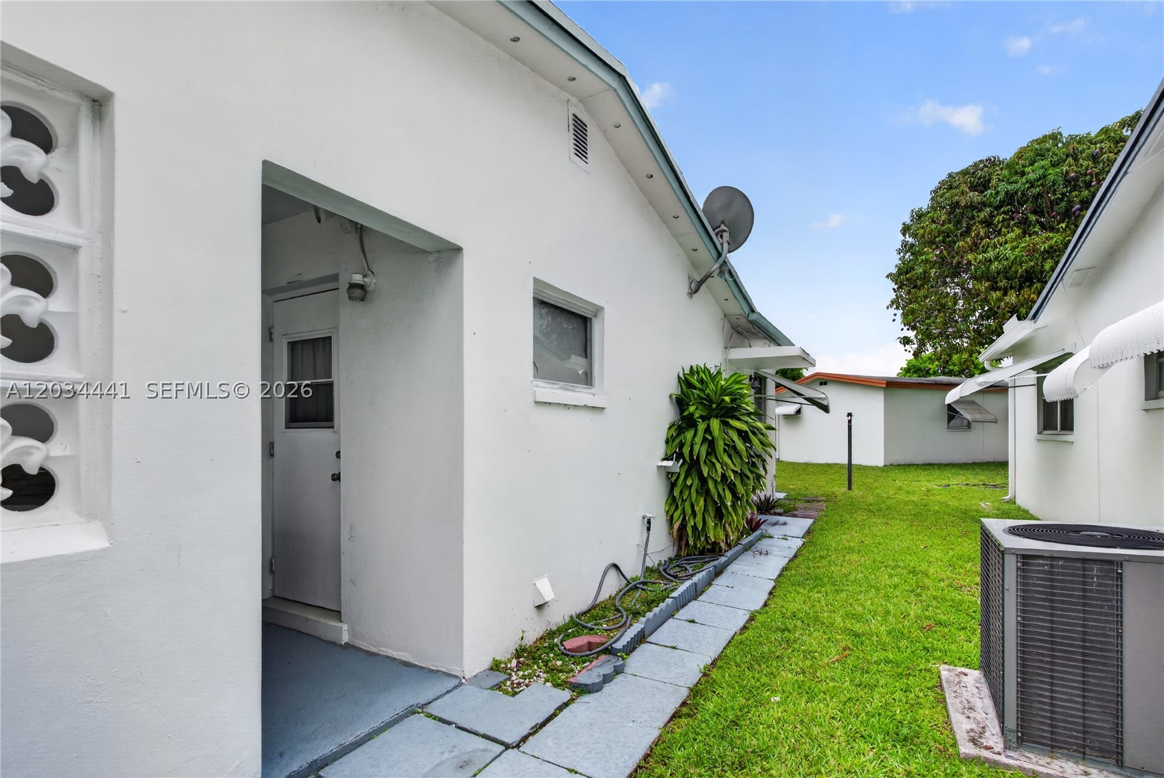 OAKLAND ESTATES 4TH SEC - Residential
