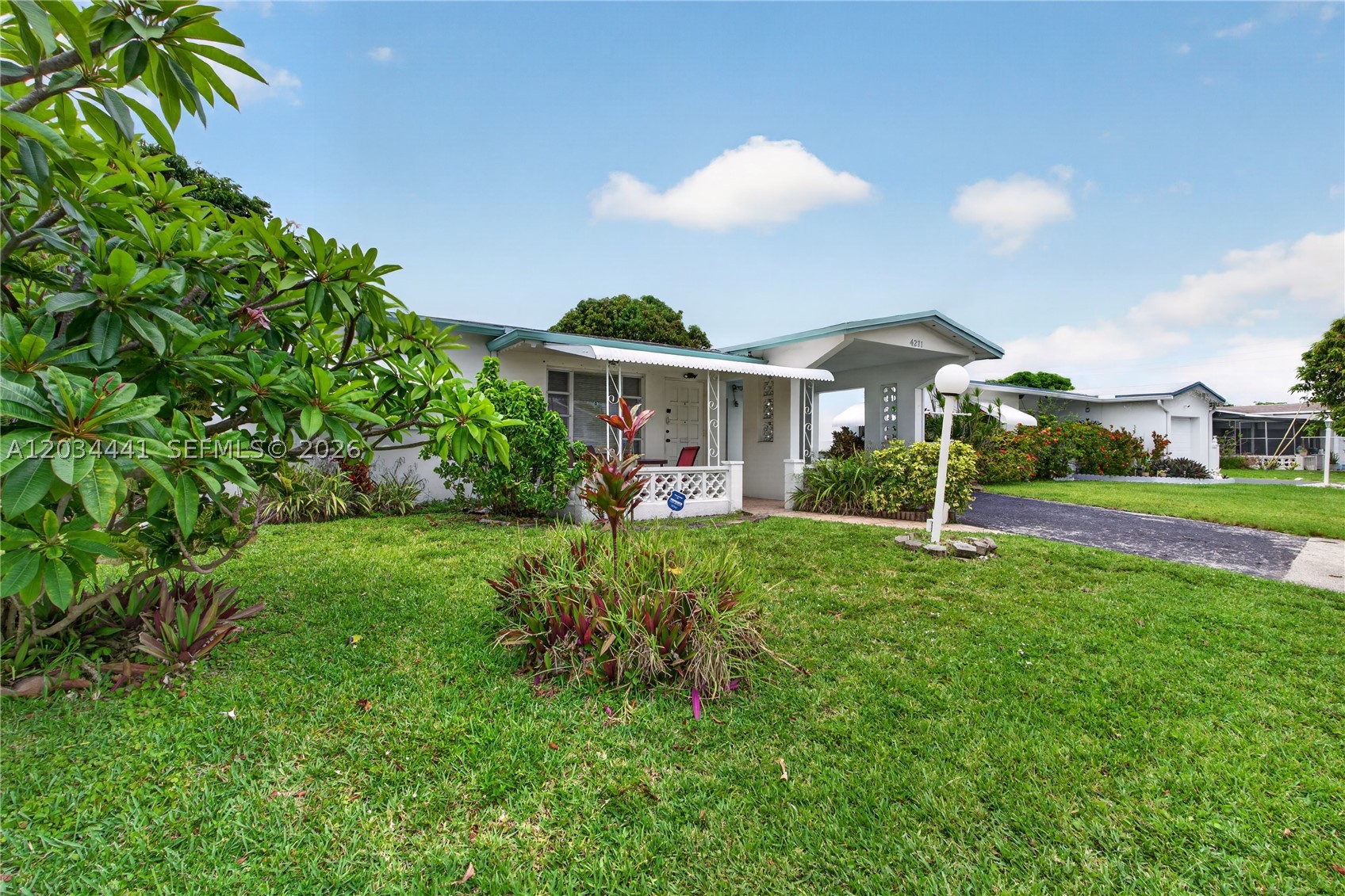 OAKLAND ESTATES 4TH SEC - Residential