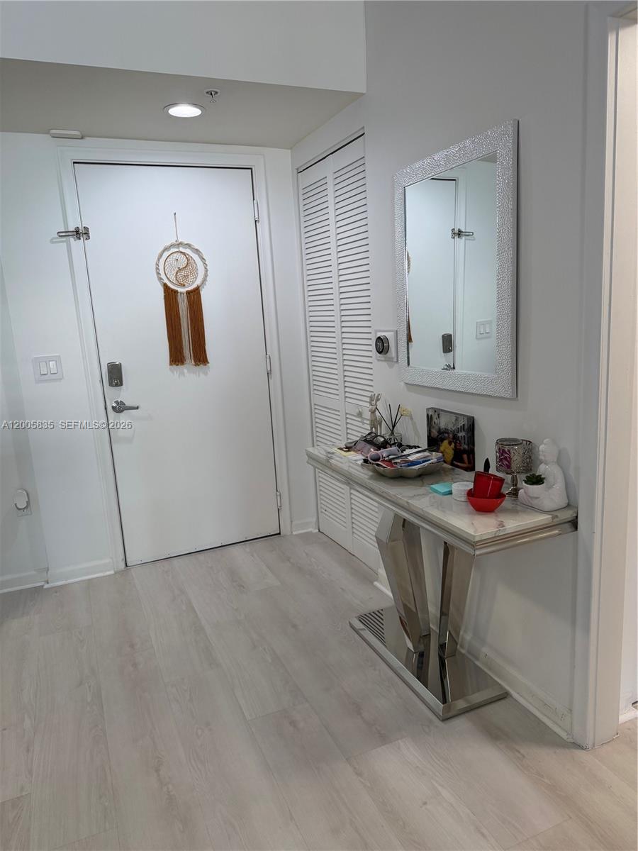 VENTURE AT AVENTURA EAST - Residential