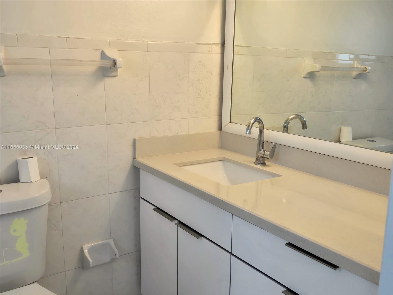 BIRD ROAD HIGHLANDS - Residential Lease