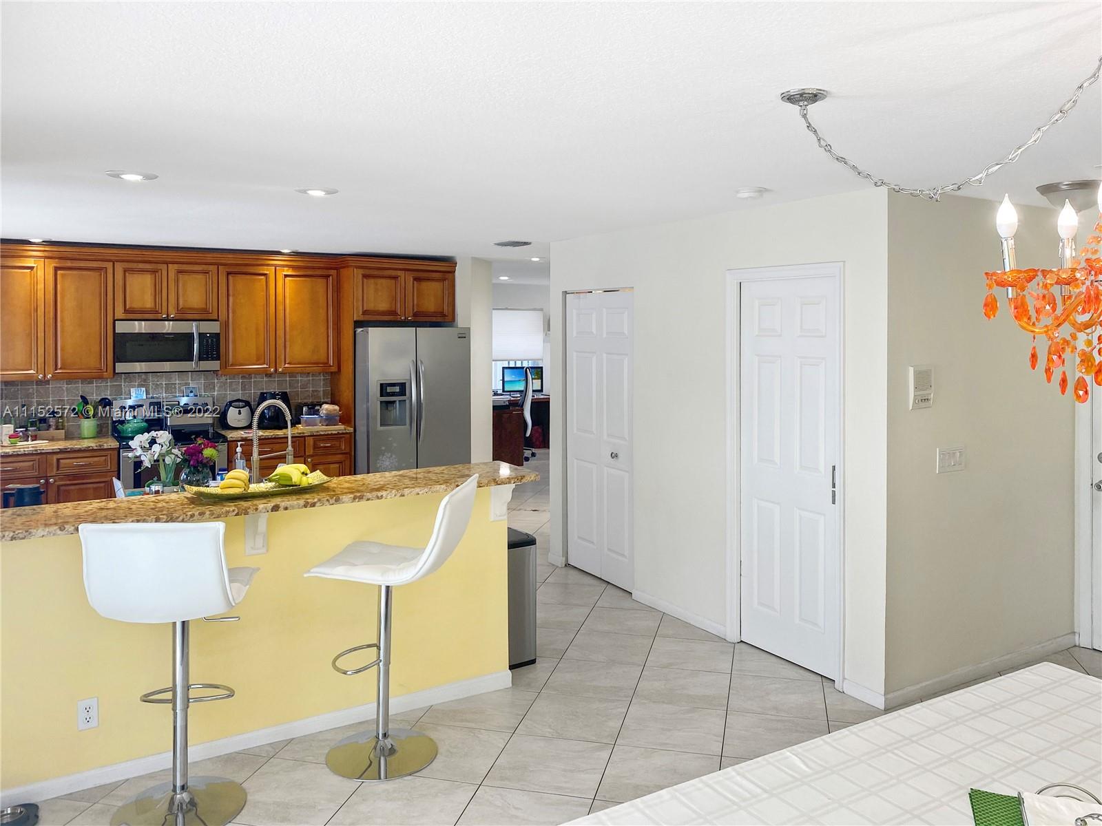 HILLSBORO COUNTRY CLUB - Residential
