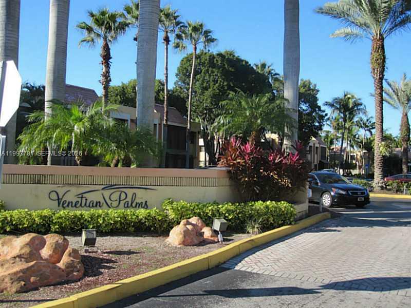 VENETIAN PALMS CONDO - Residential